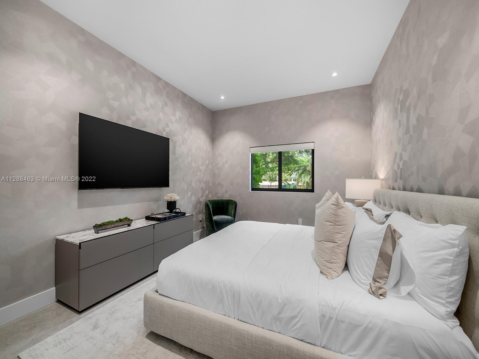 JUNELAND - Residential
