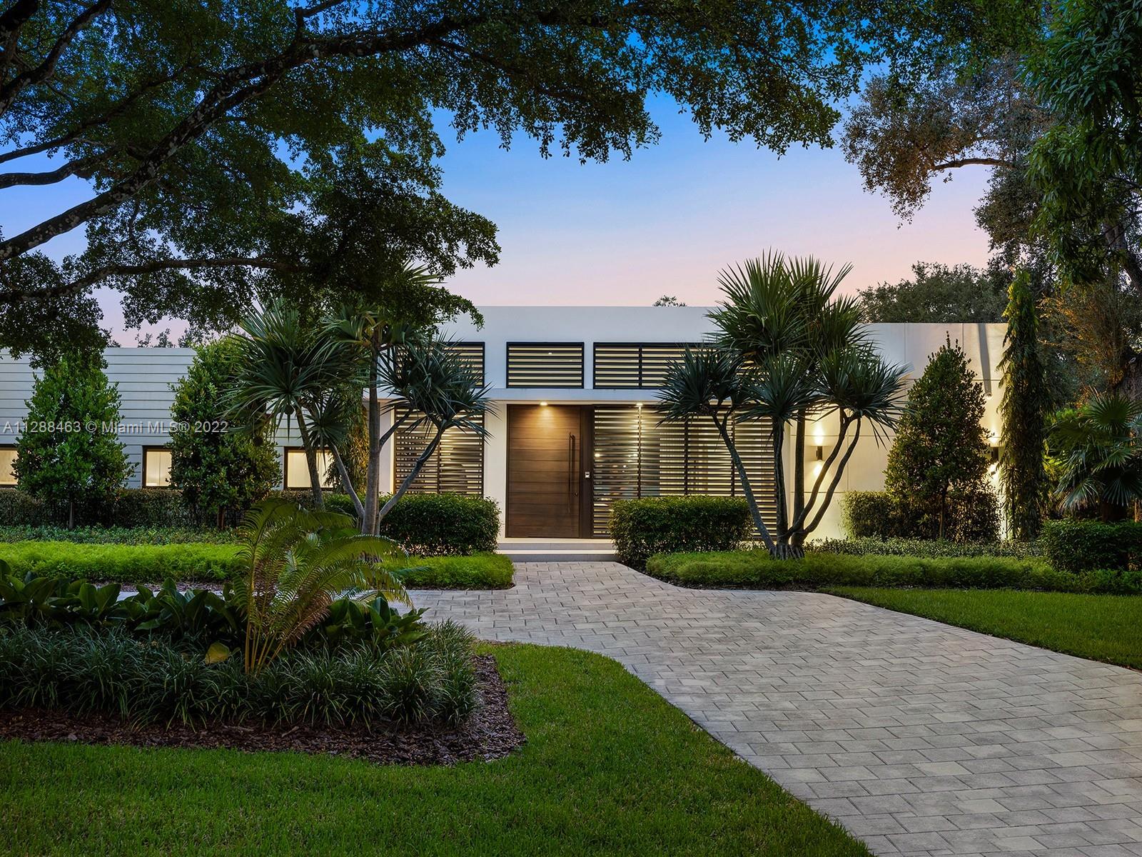 JUNELAND - Residential