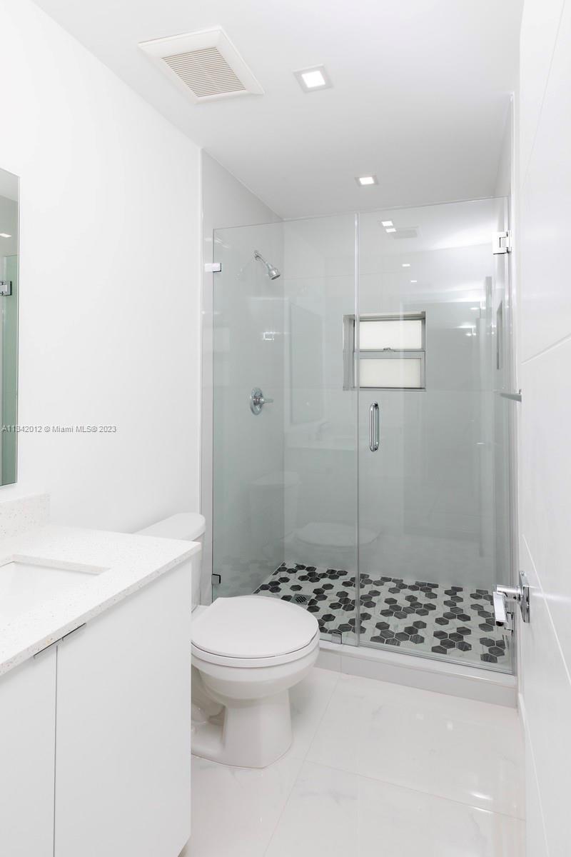 CENTRAL MIAMI PART 4 - Residential Lease
