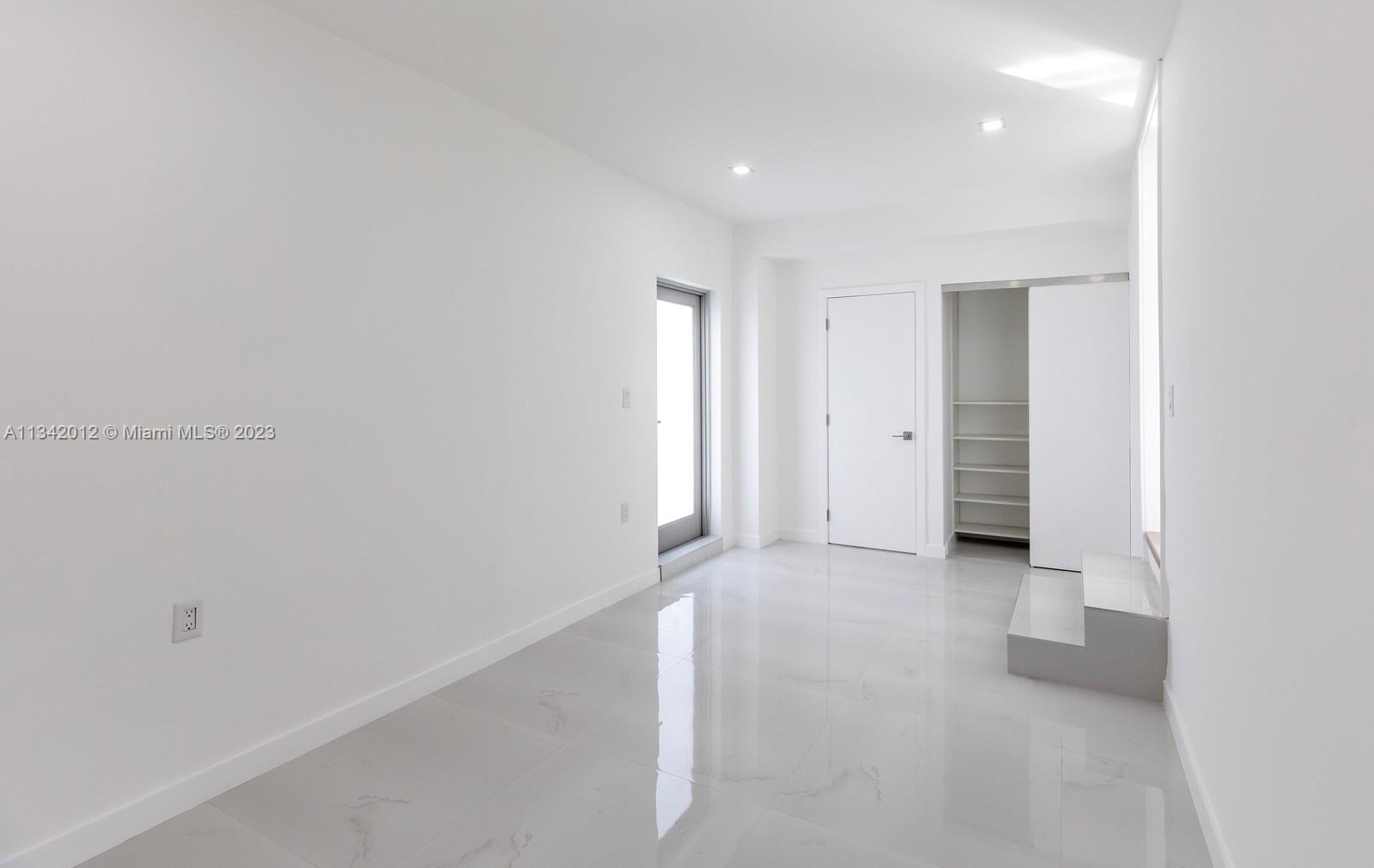 CENTRAL MIAMI PART 4 - Residential Lease