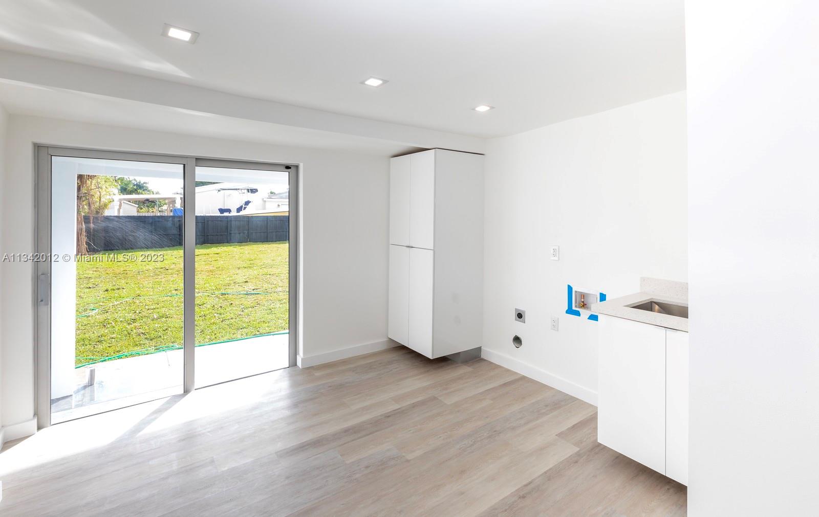CENTRAL MIAMI PART 4 - Residential Lease