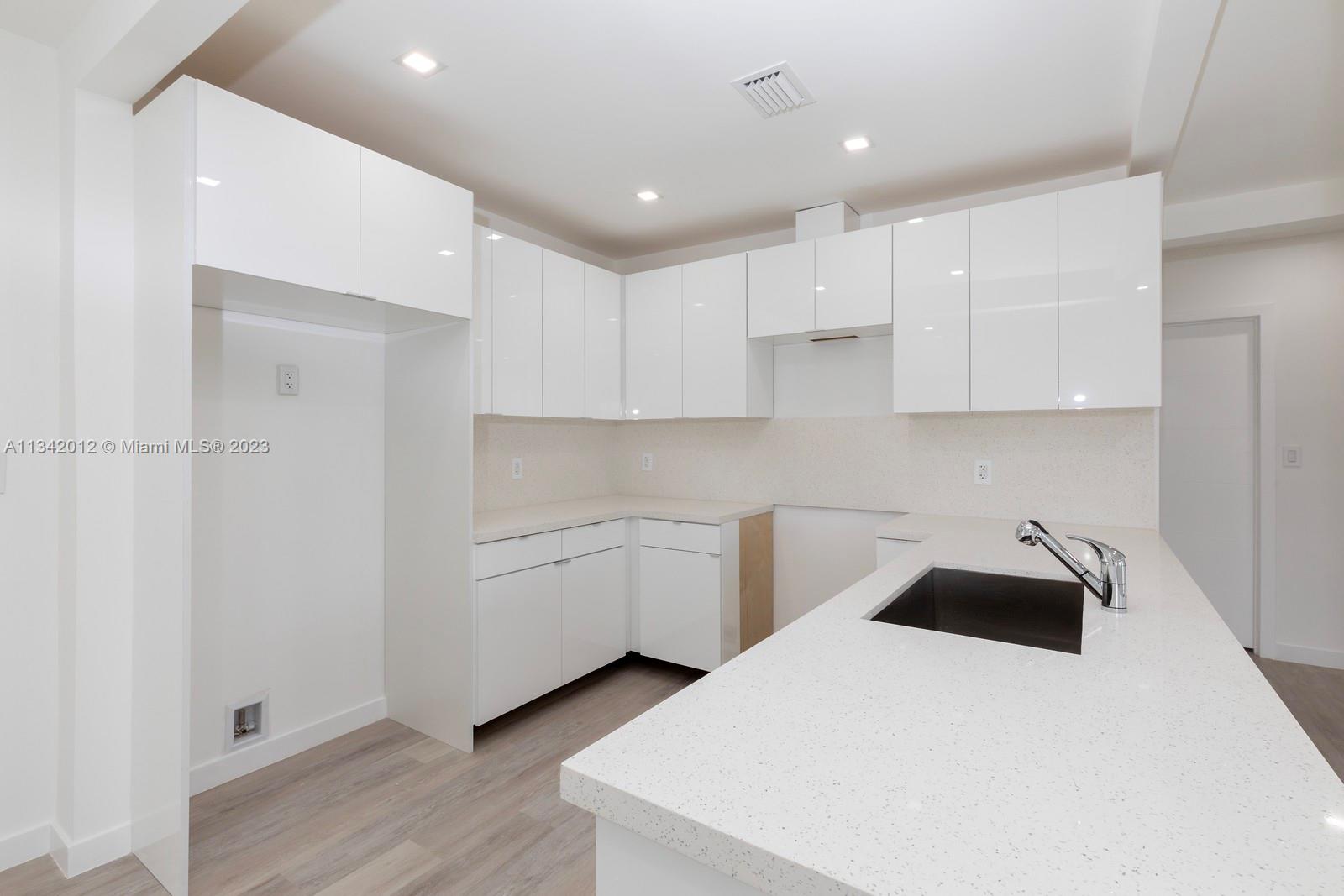 CENTRAL MIAMI PART 4 - Residential Lease