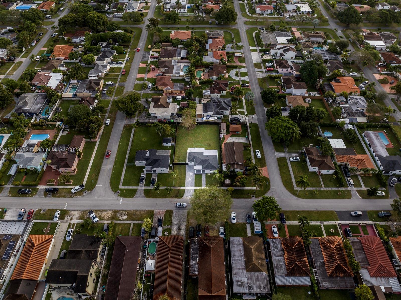 CENTRAL MIAMI PART 4 - Residential Lease