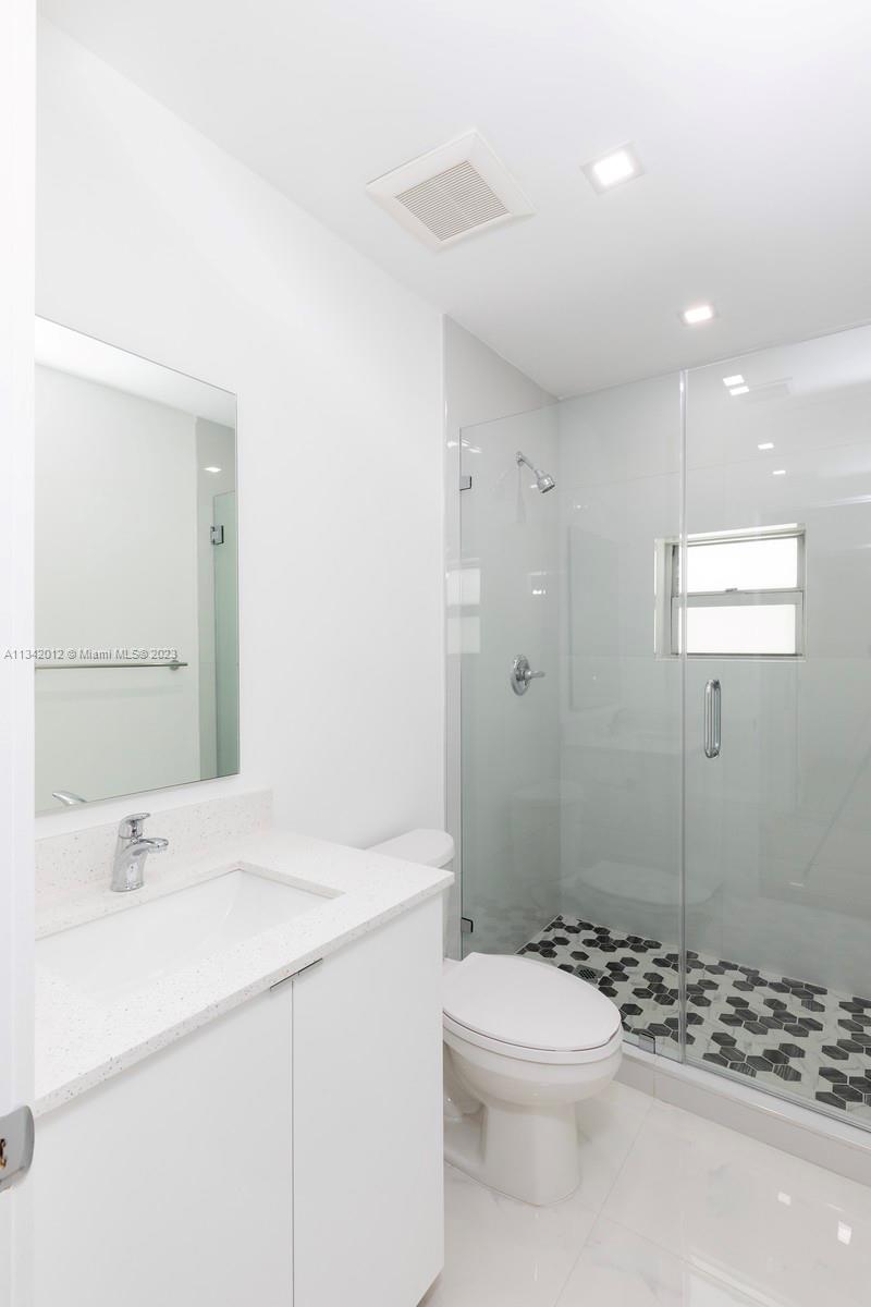 CENTRAL MIAMI PART 4 - Residential Lease
