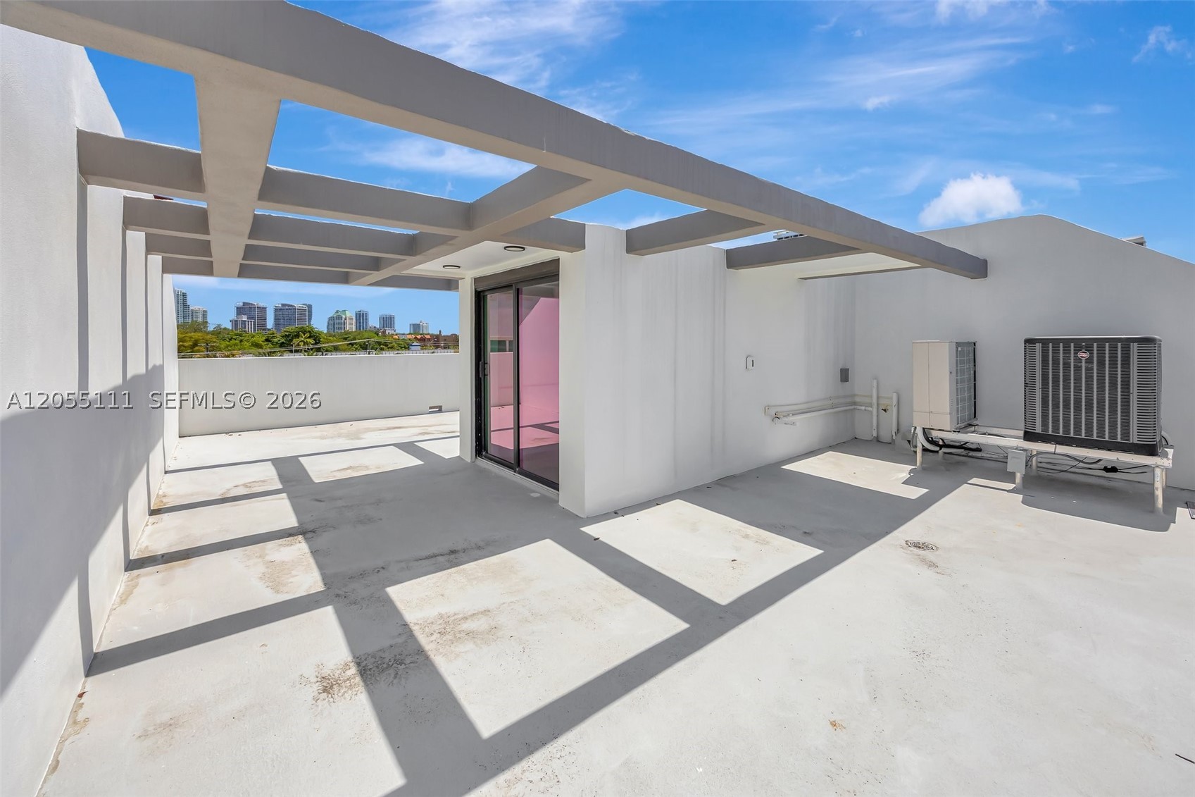 Caliza Townhouses - Residential