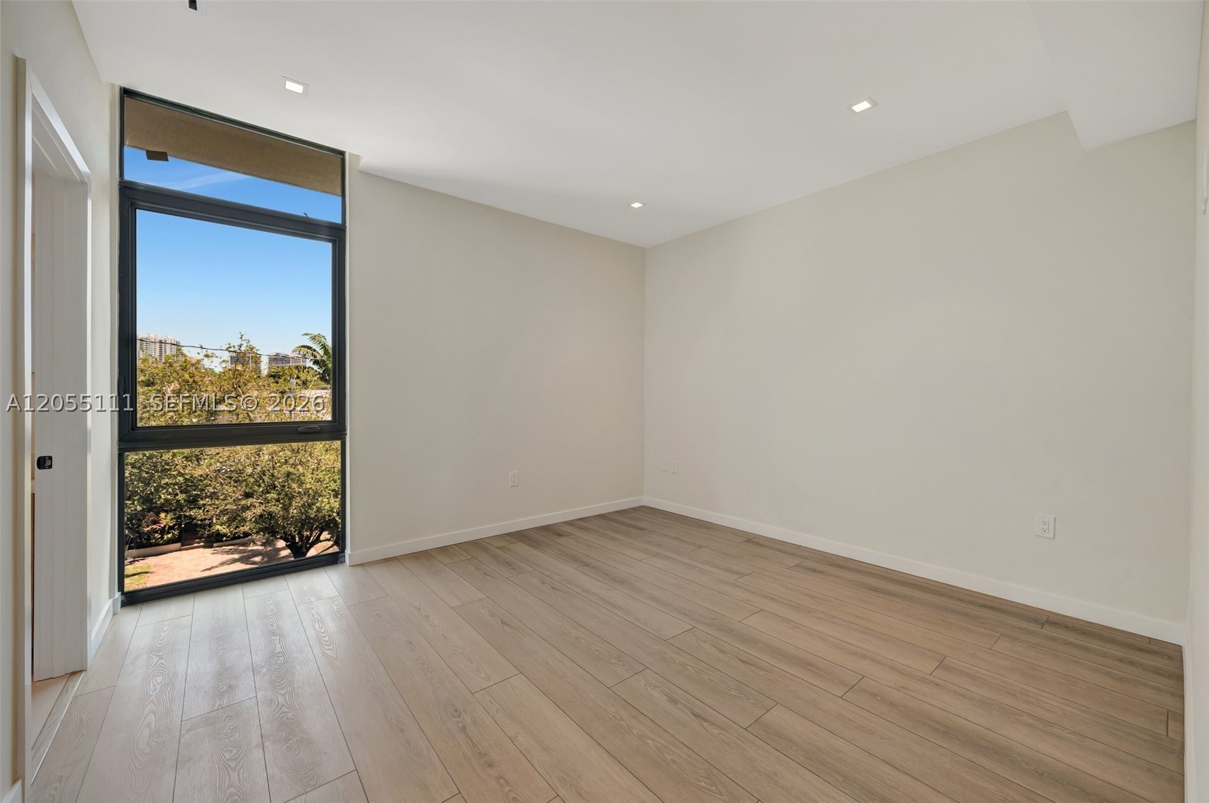 Caliza Townhouses - Residential