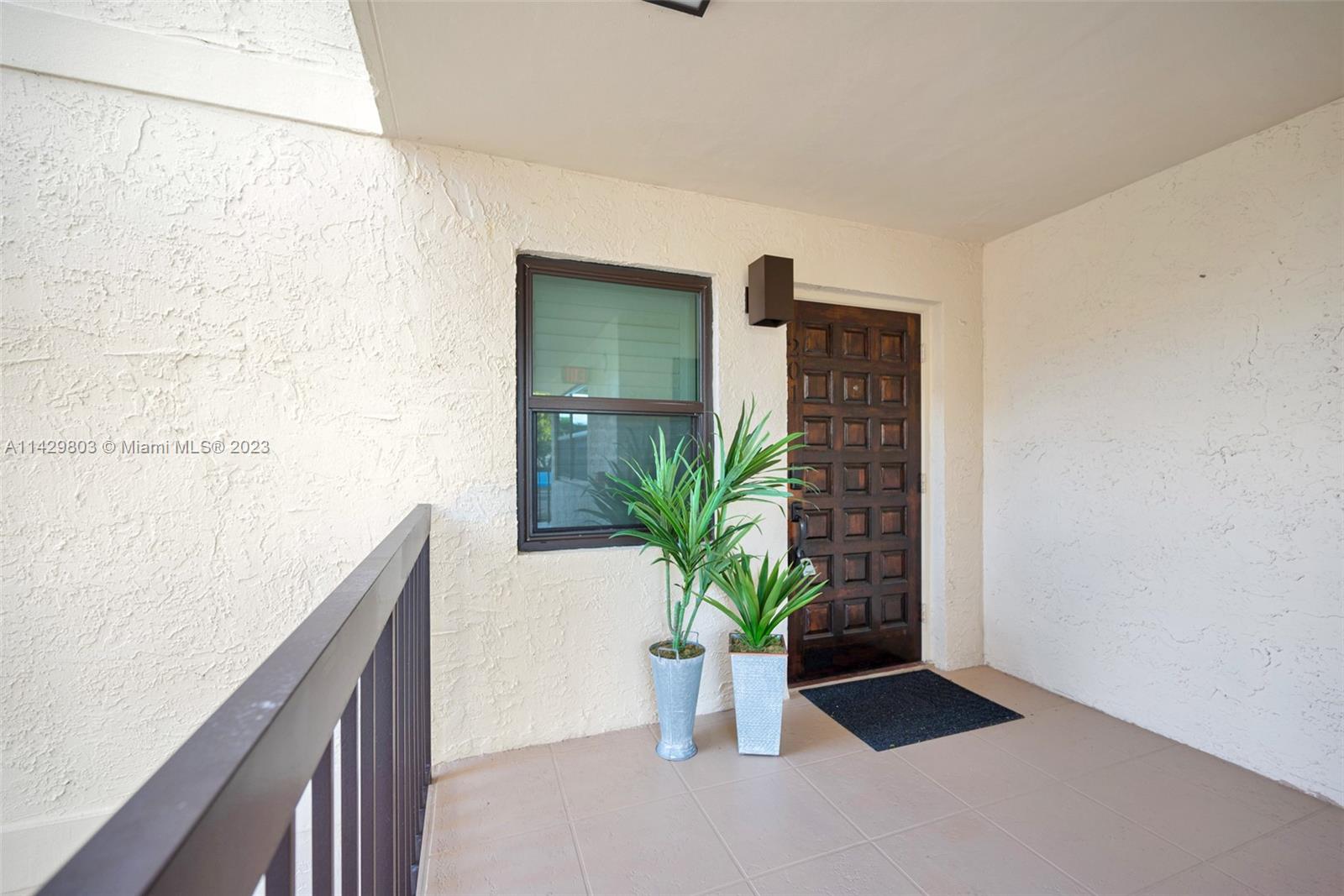 EVERGLADES OF NORTH PALM - Residential Lease