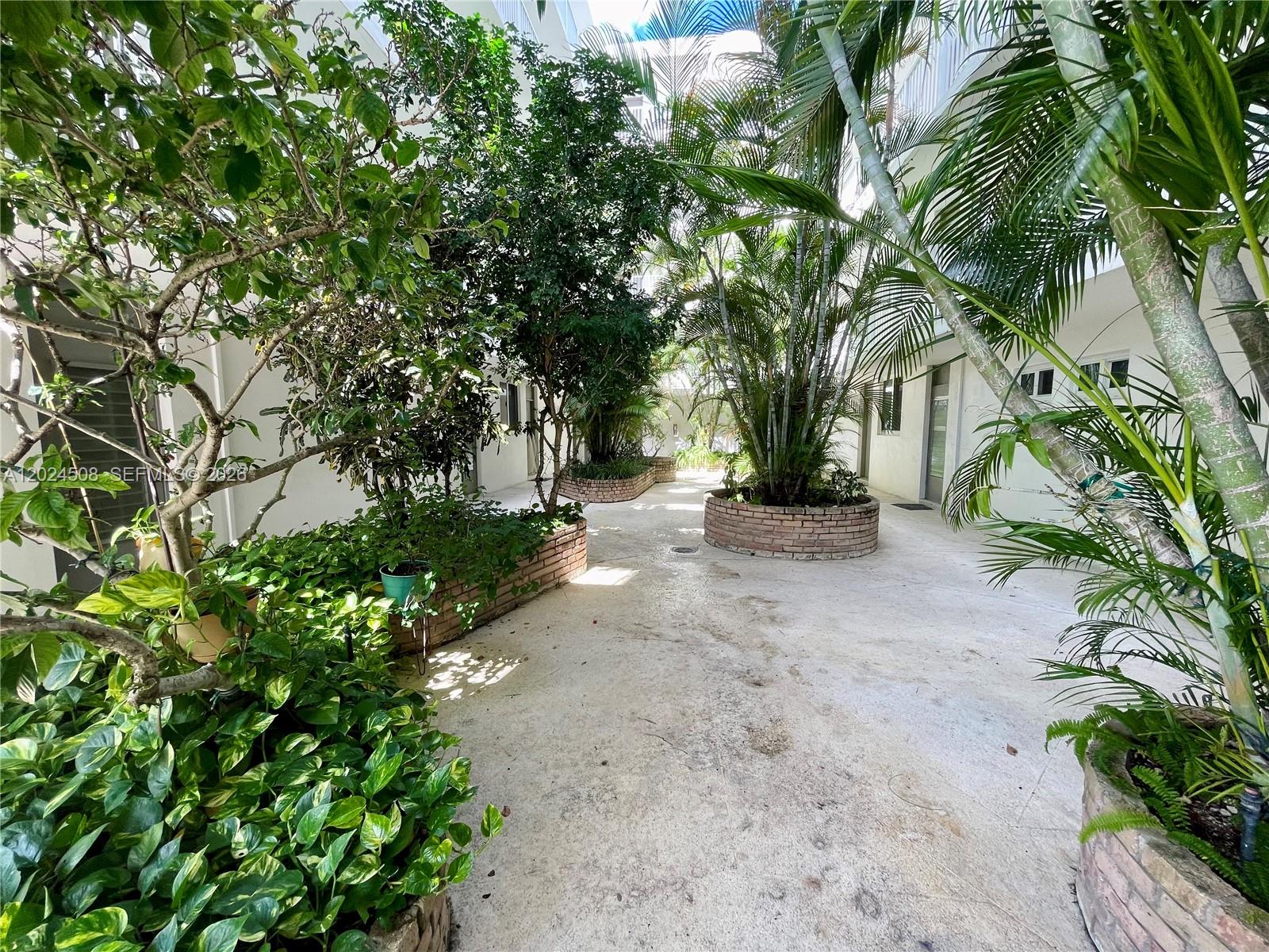 BAYSIDE TERRACE CONDO - Residential Lease