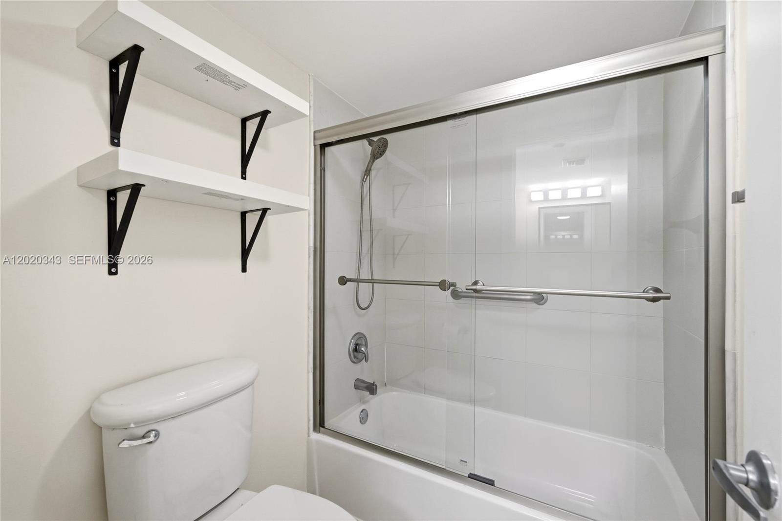 NO 113 PALM-AIRE COUNTRY - Residential
