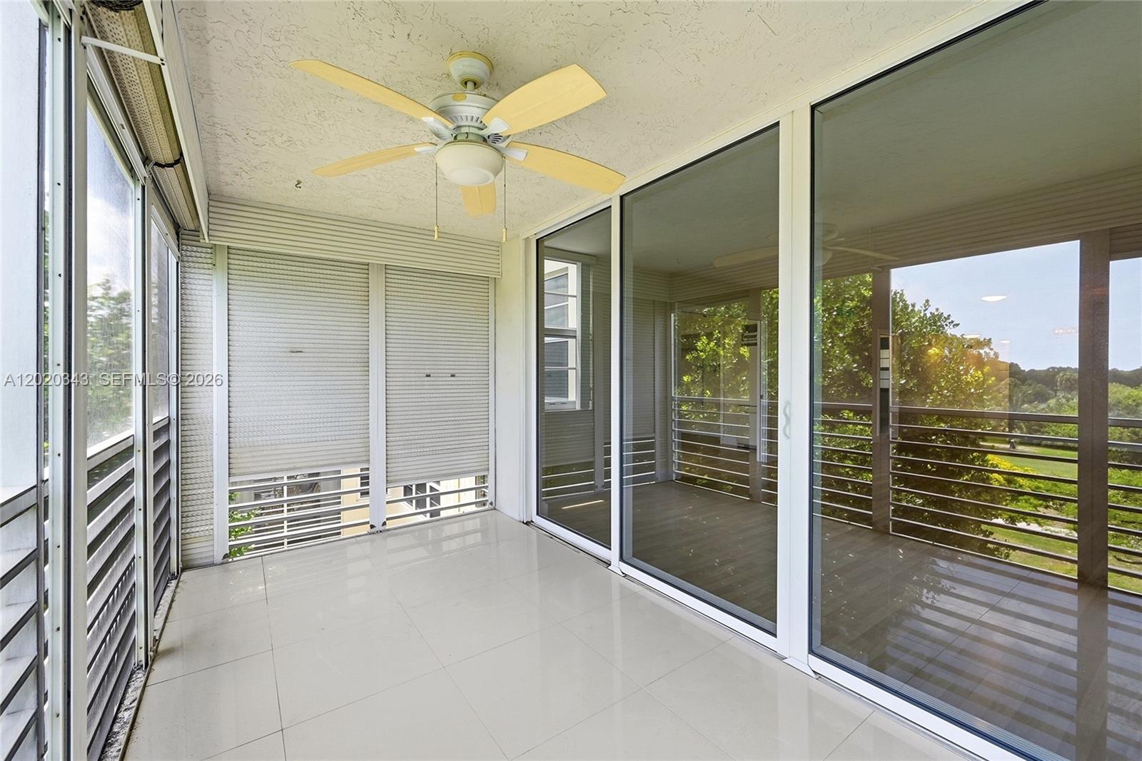 NO 113 PALM-AIRE COUNTRY - Residential