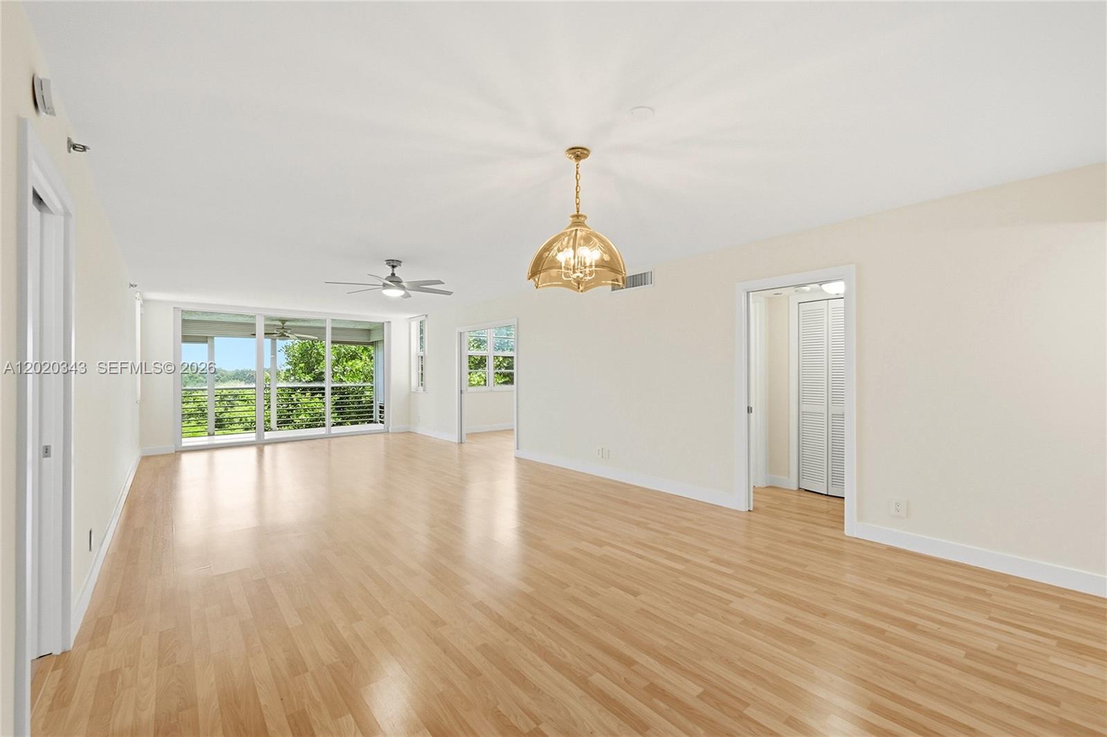NO 113 PALM-AIRE COUNTRY - Residential