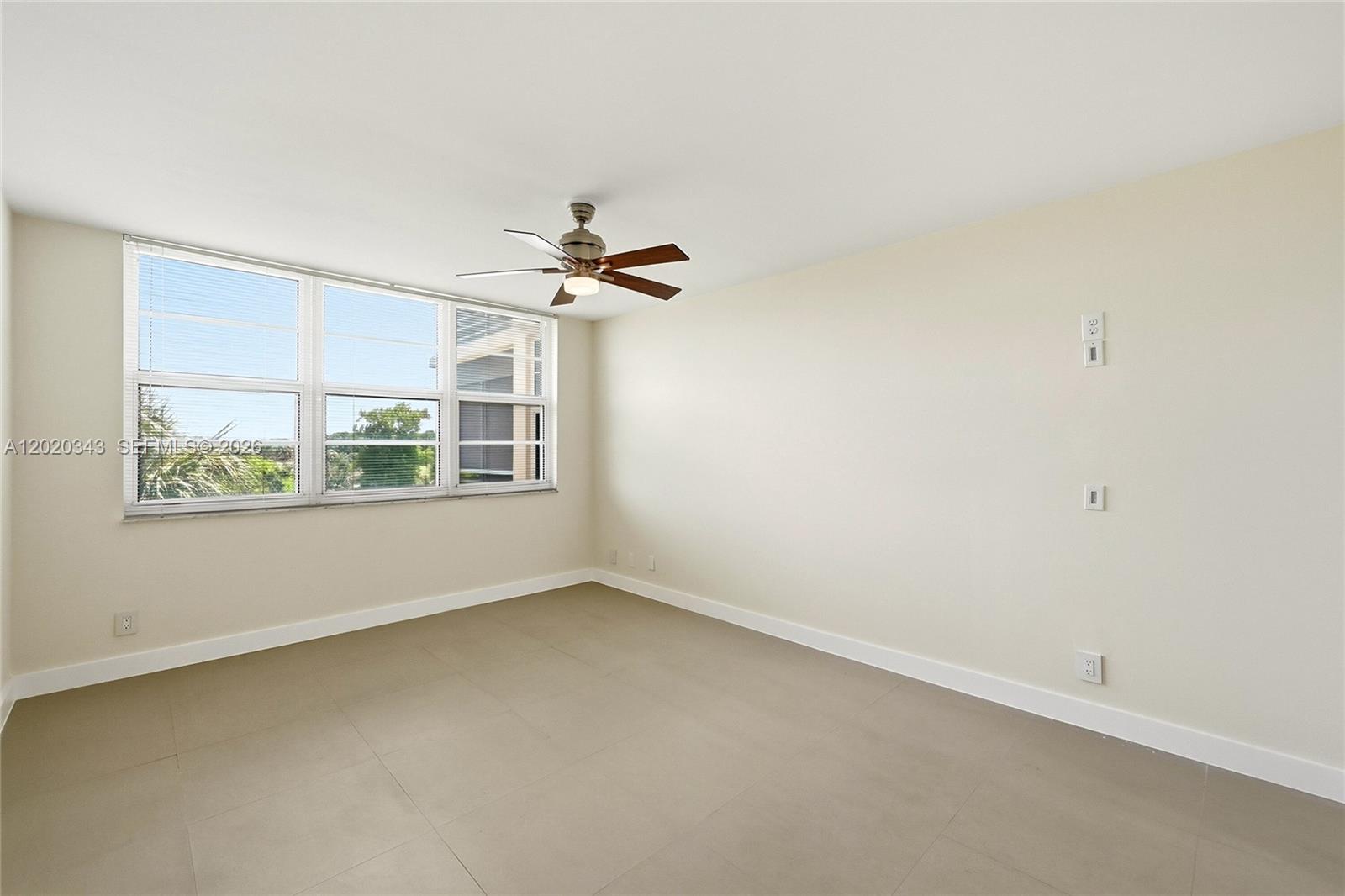 NO 113 PALM-AIRE COUNTRY - Residential