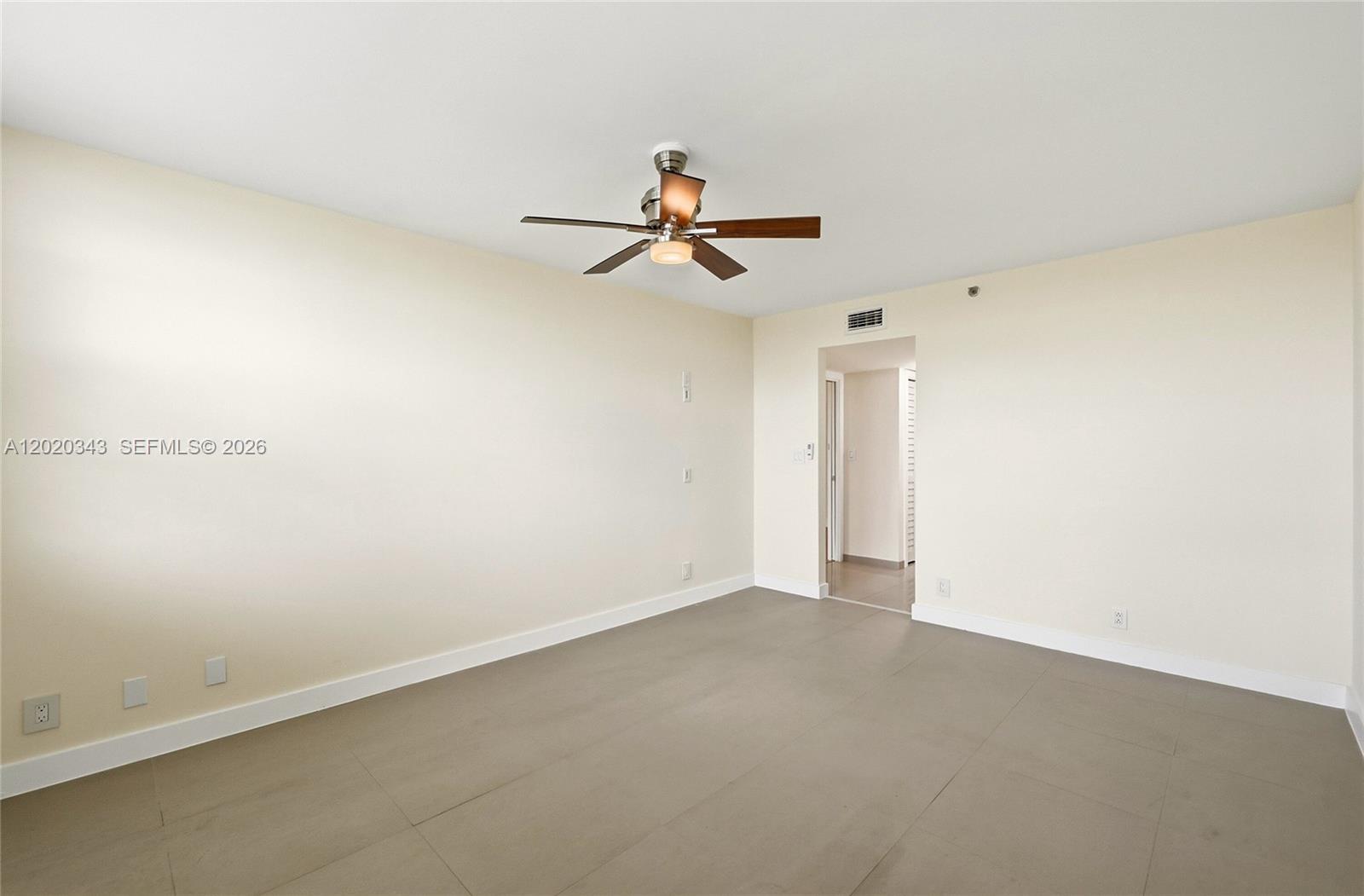 NO 113 PALM-AIRE COUNTRY - Residential