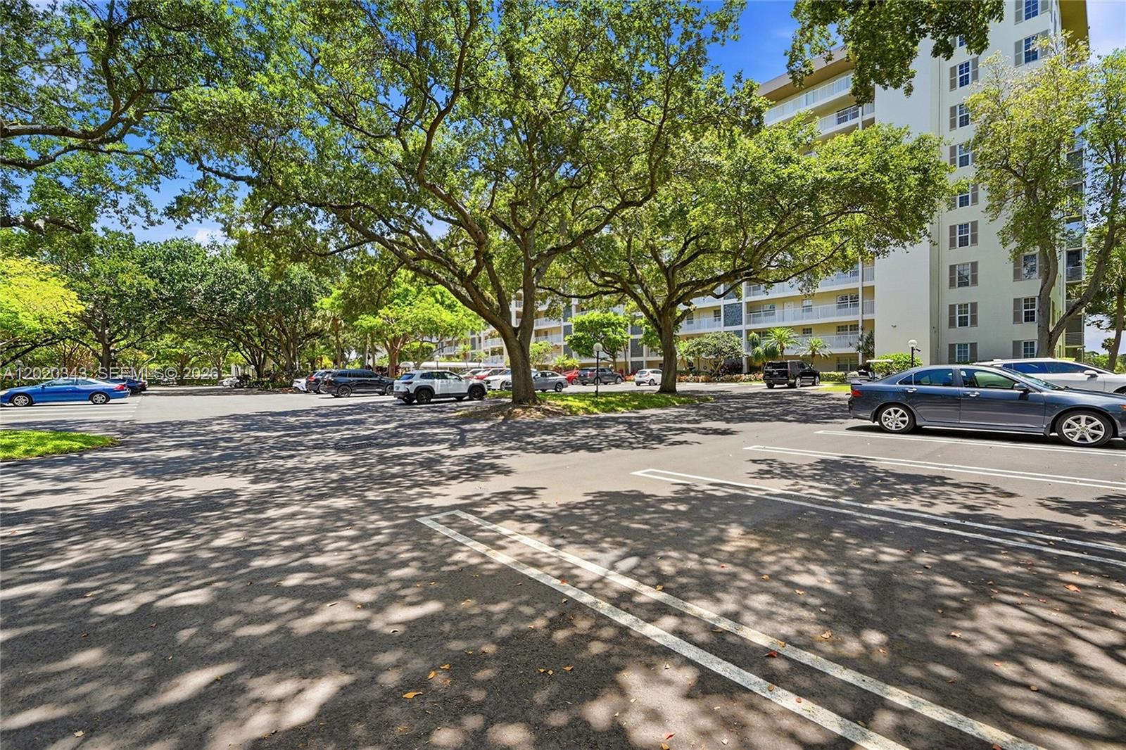 NO 113 PALM-AIRE COUNTRY - Residential