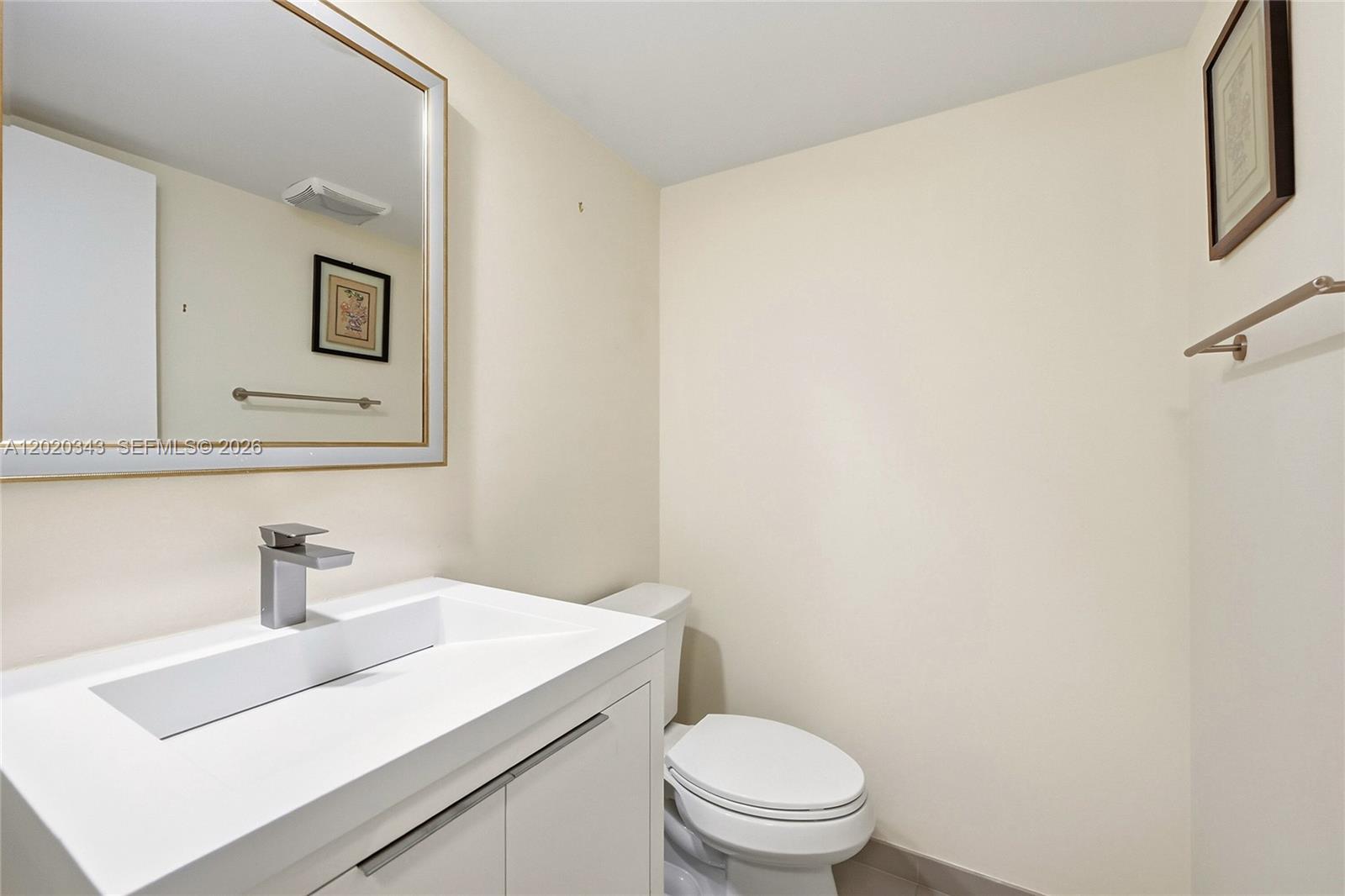 NO 113 PALM-AIRE COUNTRY - Residential