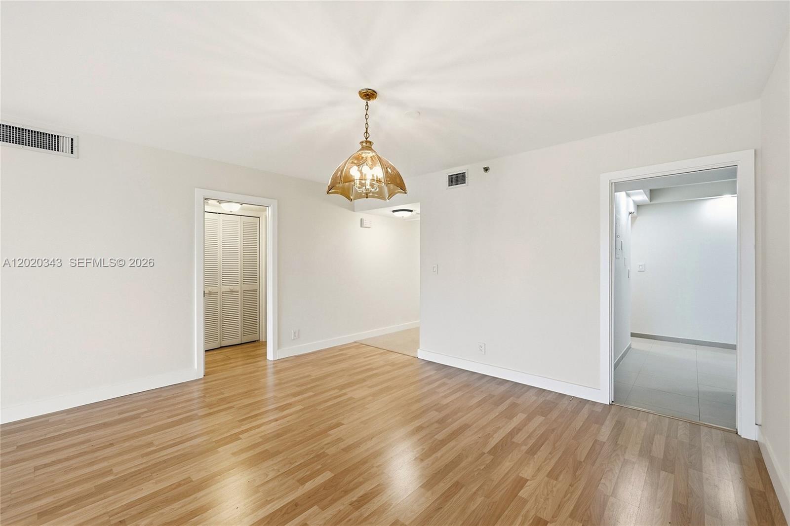 NO 113 PALM-AIRE COUNTRY - Residential
