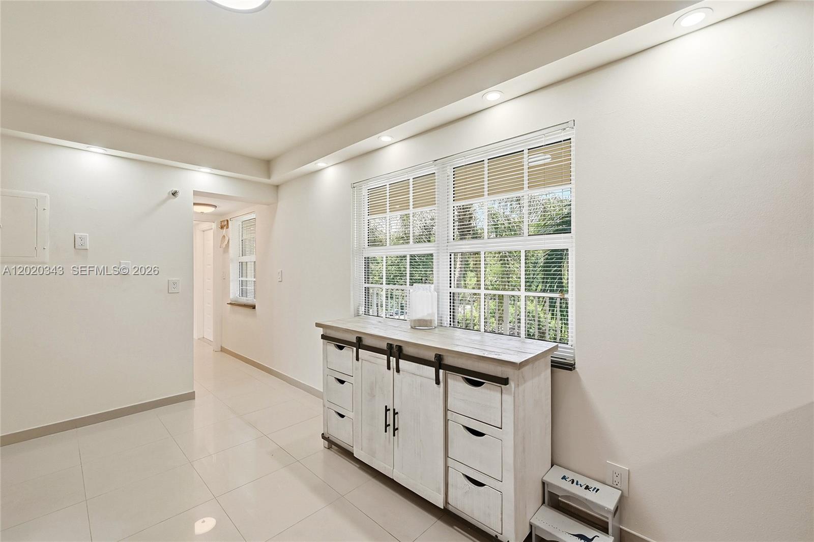 NO 113 PALM-AIRE COUNTRY - Residential