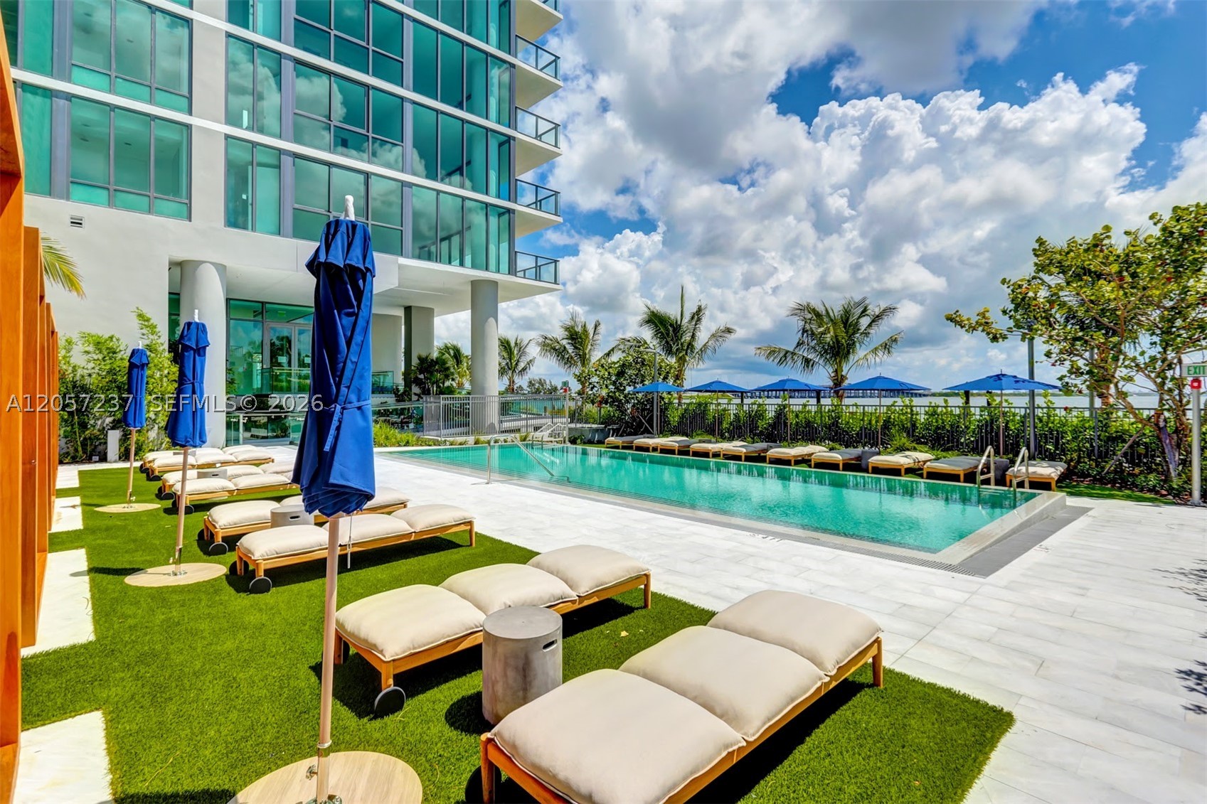 ONE PARAISO CONDO - Residential