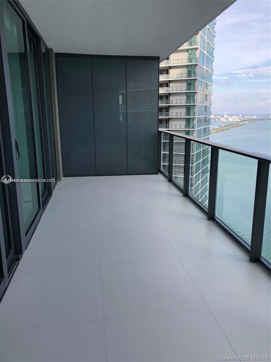 PARAISO BAY CONDO - Residential Lease