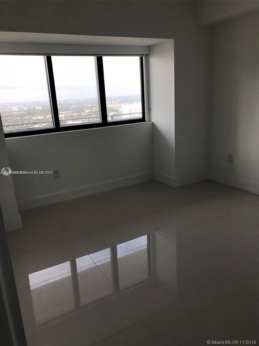 PARAISO BAY CONDO - Residential Lease
