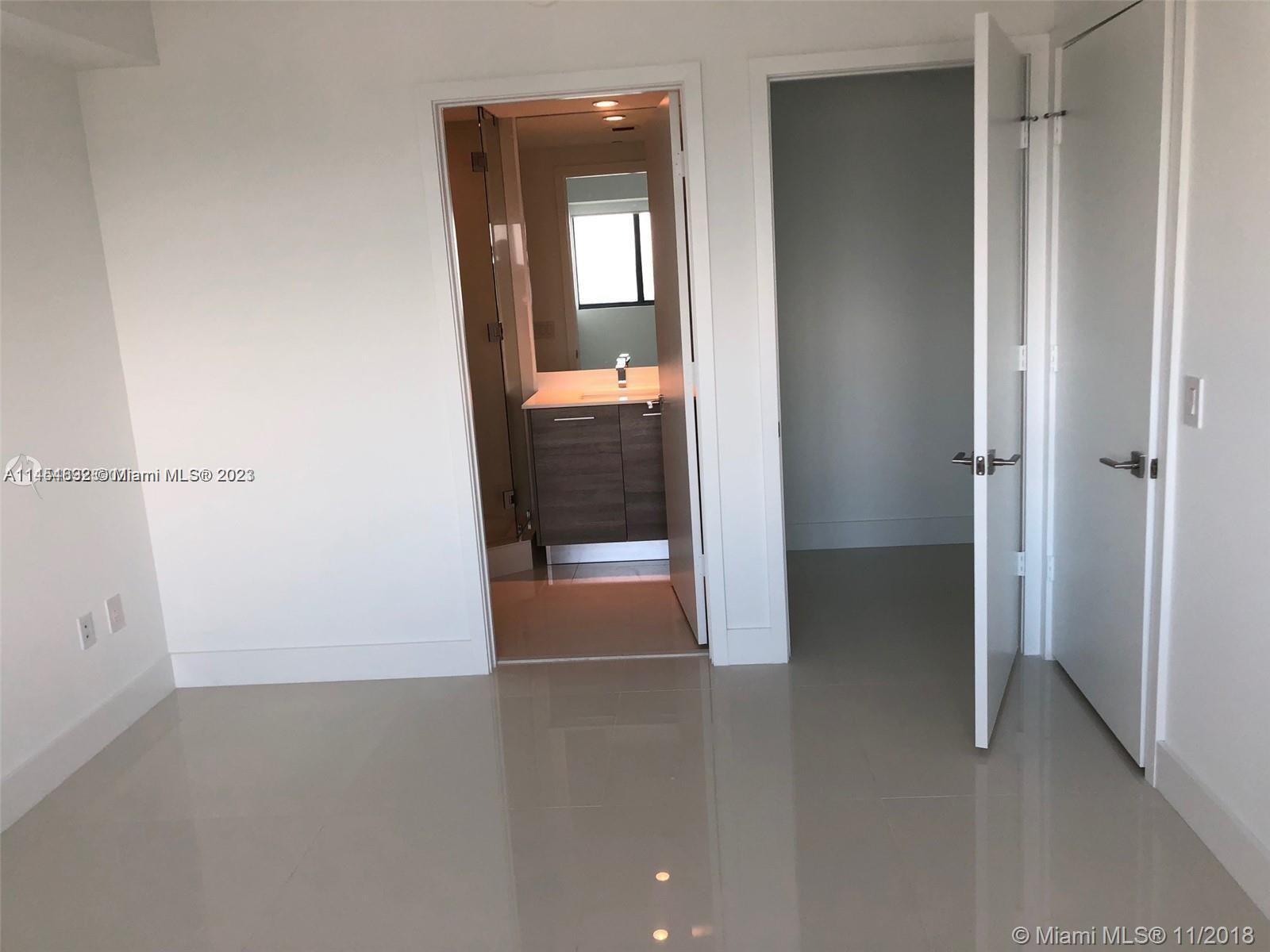 PARAISO BAY CONDO - Residential Lease