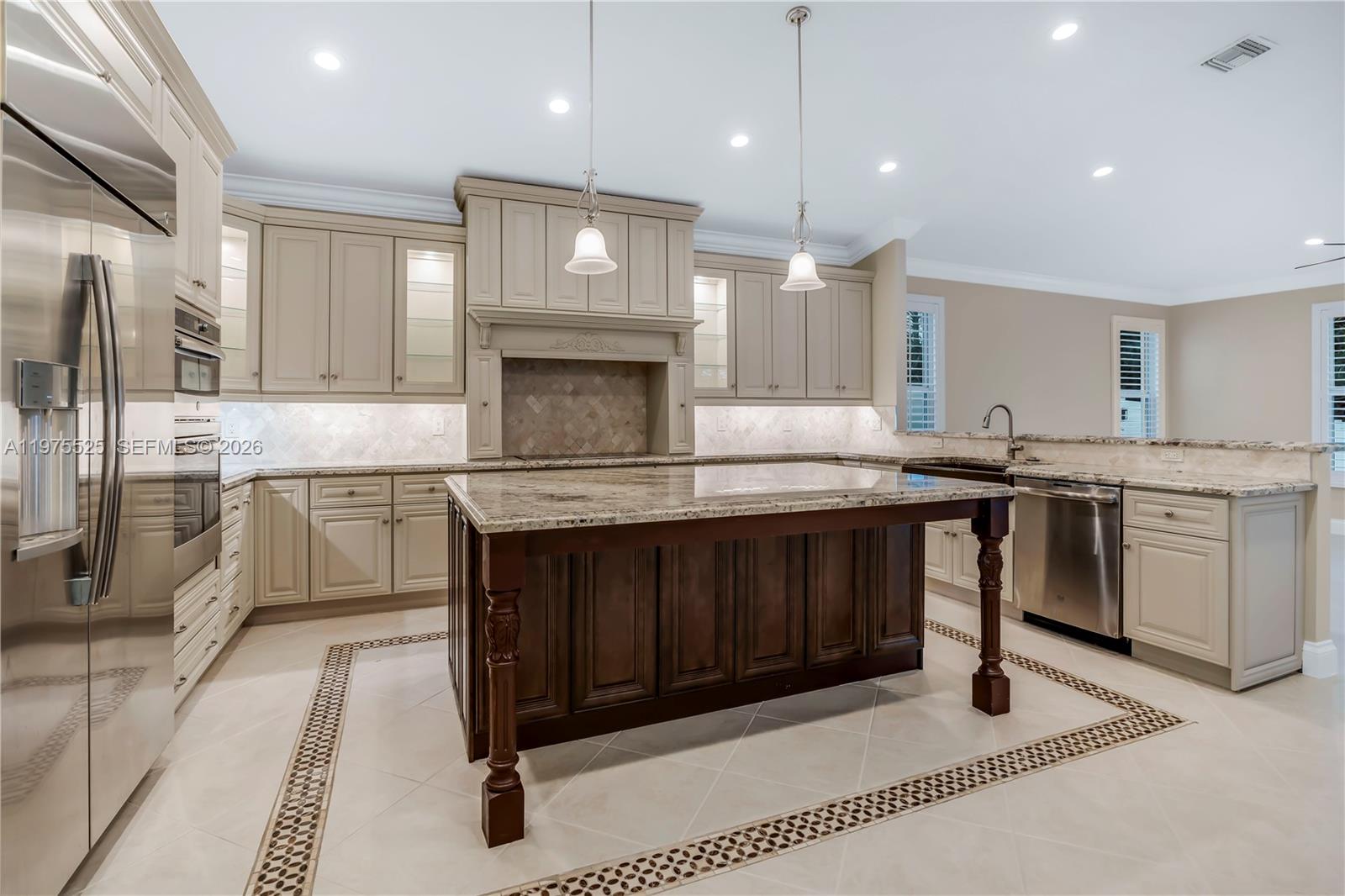Encantada - Residential