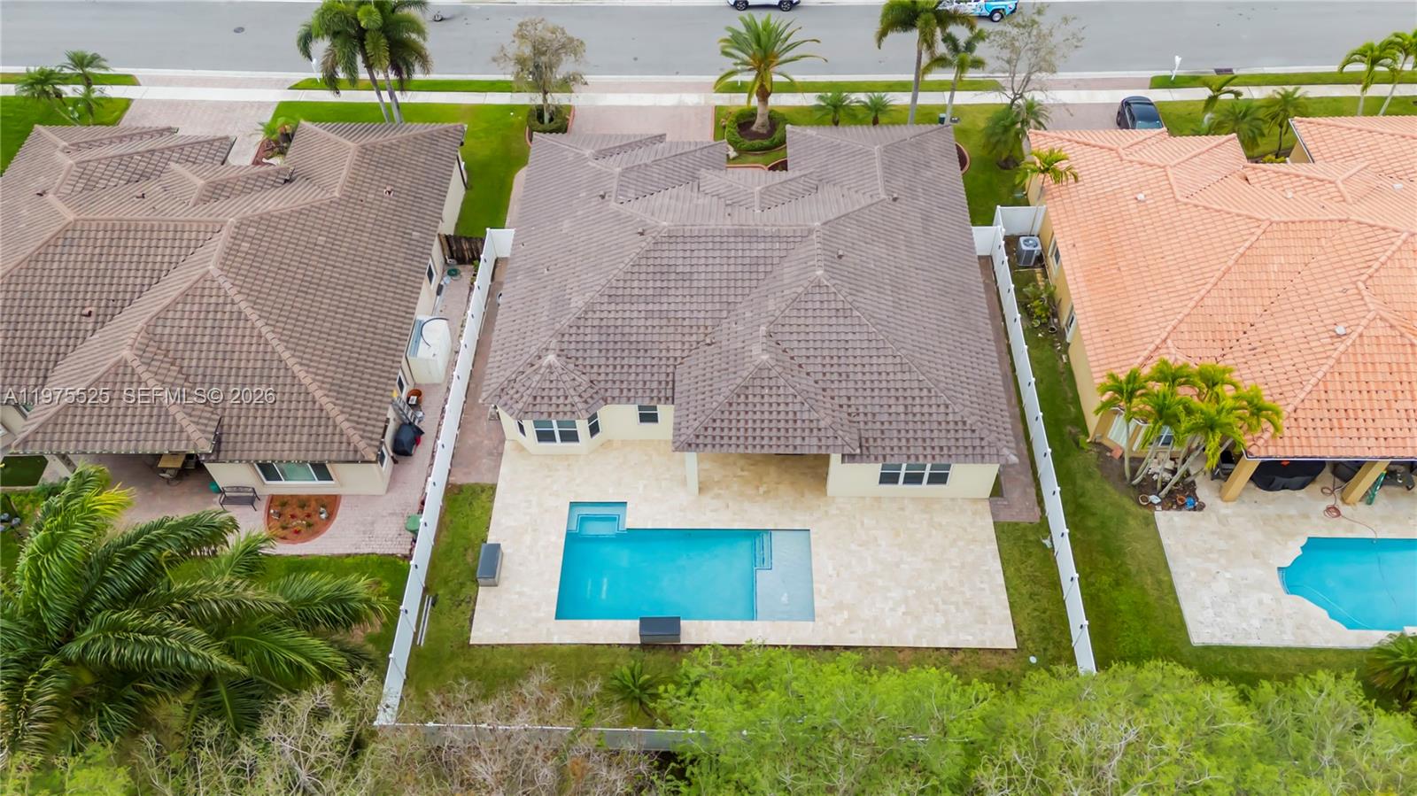Encantada - Residential