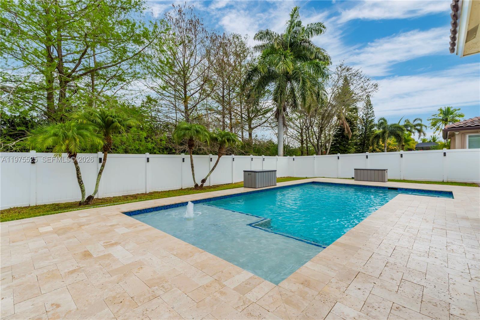 Encantada - Residential