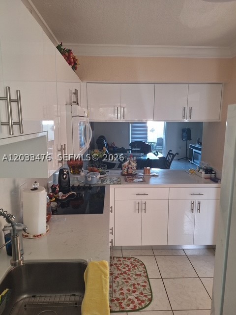 COLONIAL TOWNHOMES CONDO - Residential