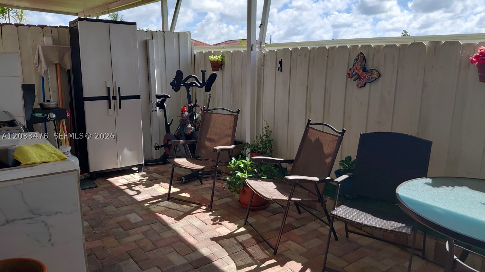 COLONIAL TOWNHOMES CONDO - Residential