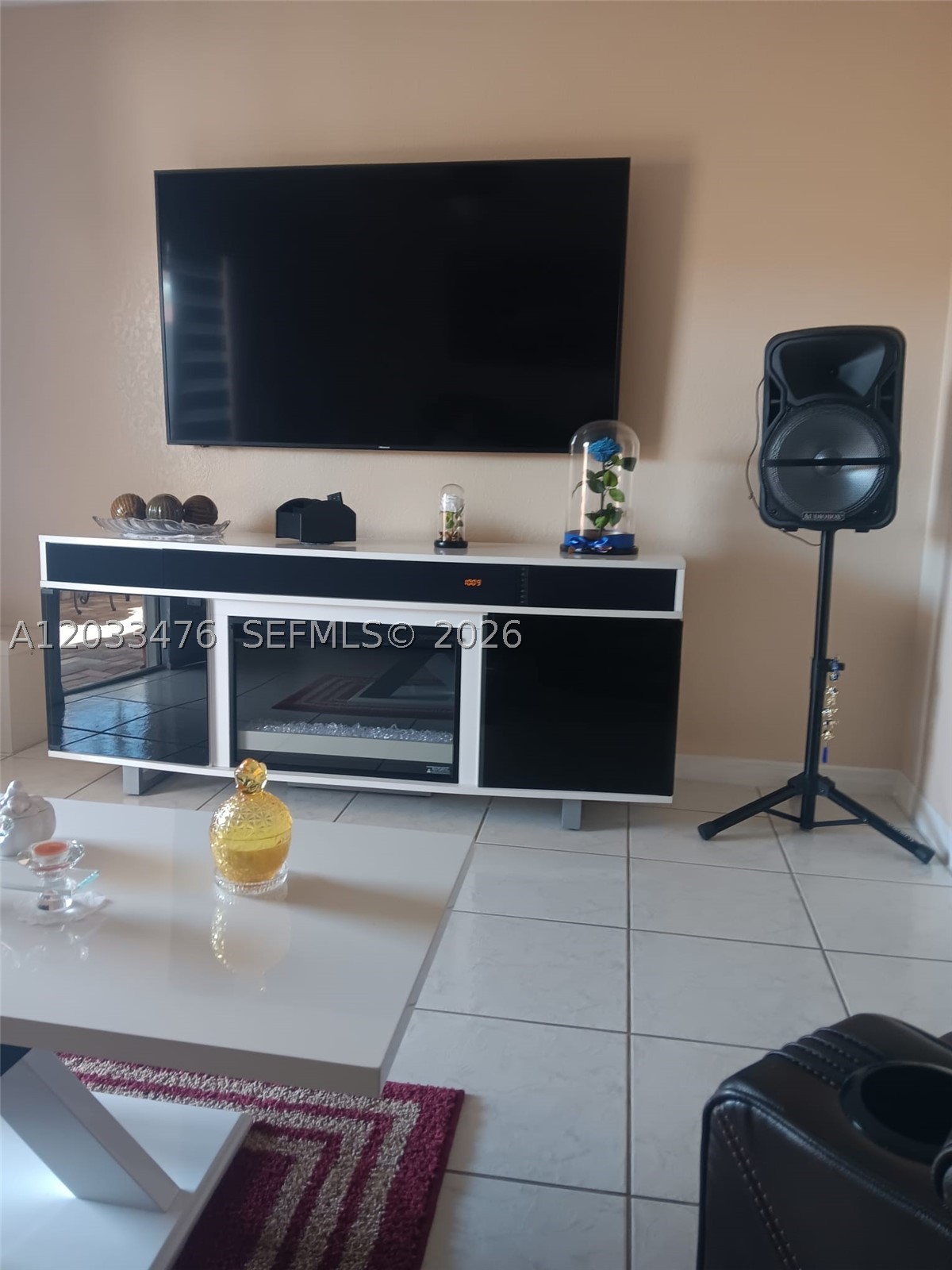 COLONIAL TOWNHOMES CONDO - Residential