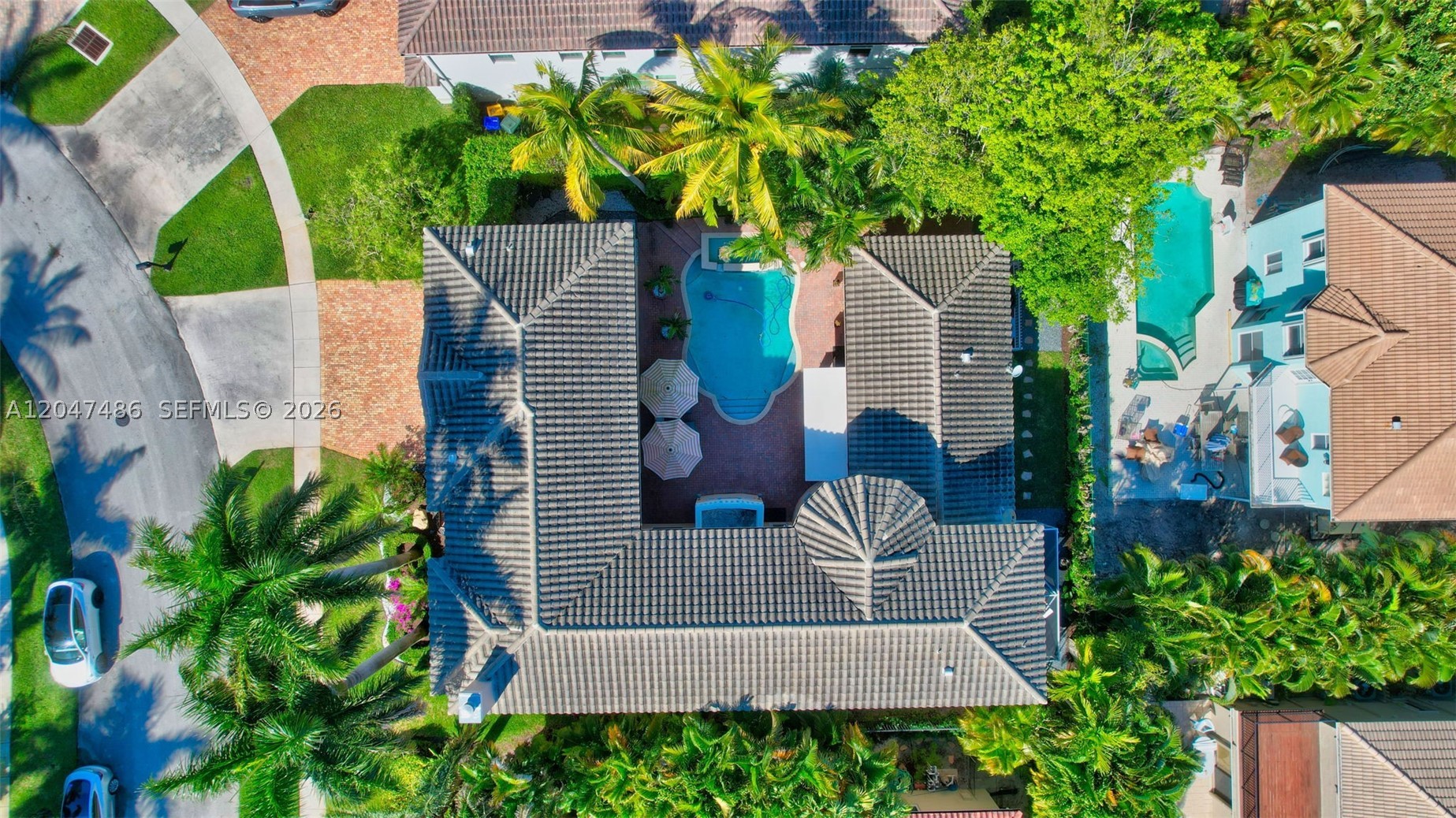 ROYAL PALM FOREST - Residential