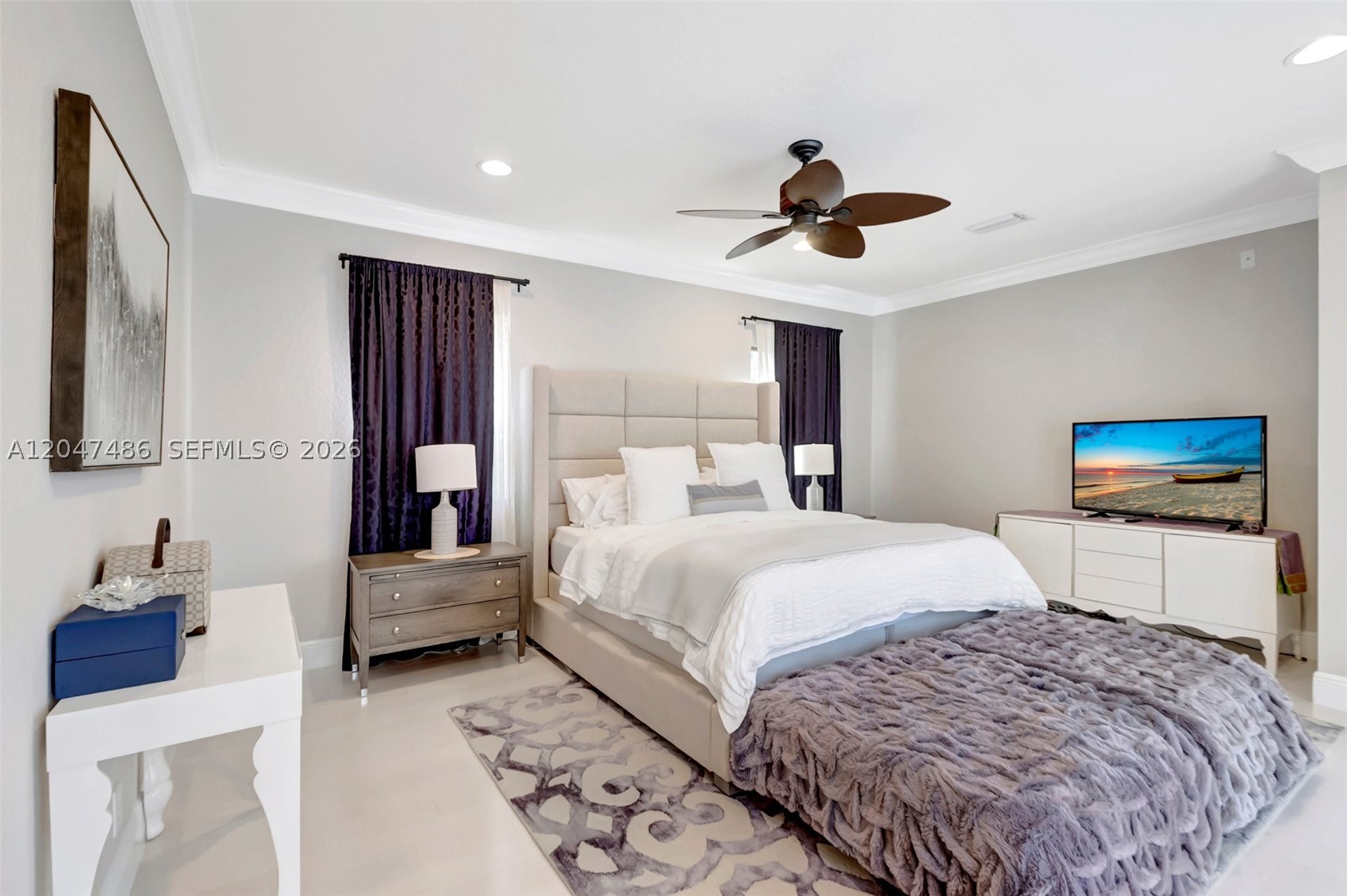 ROYAL PALM FOREST - Residential