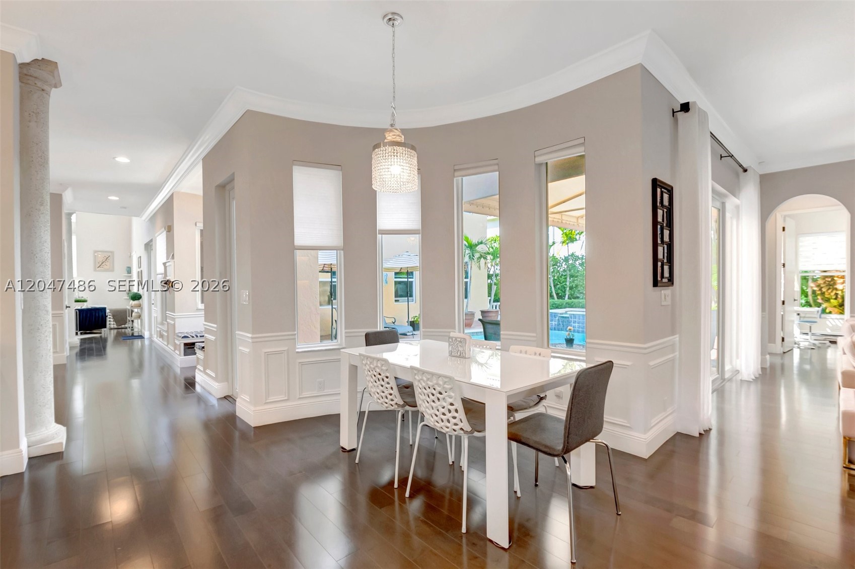 ROYAL PALM FOREST - Residential