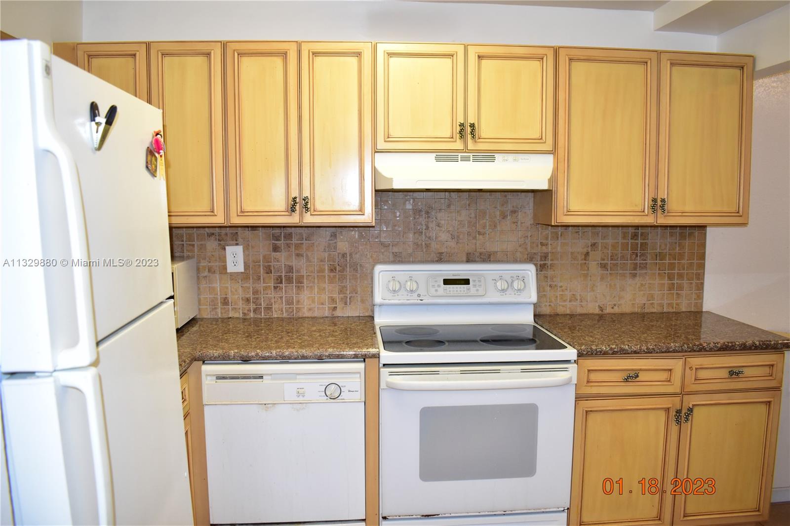 SUNRISE LAKES 45 CONDO - Residential Lease