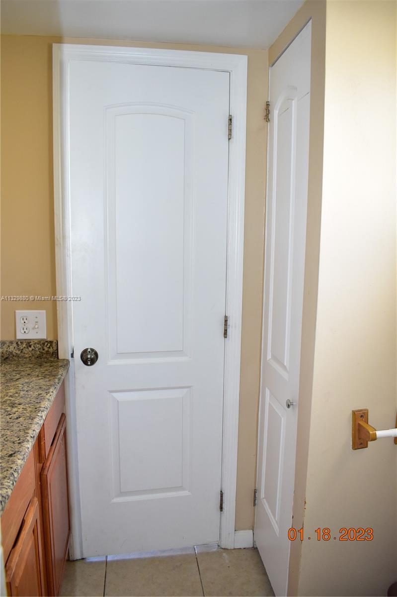 SUNRISE LAKES 45 CONDO - Residential Lease