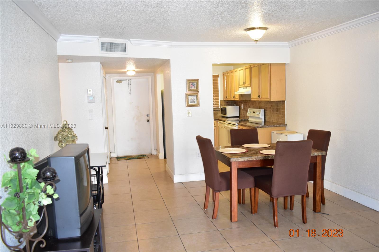 SUNRISE LAKES 45 CONDO - Residential Lease