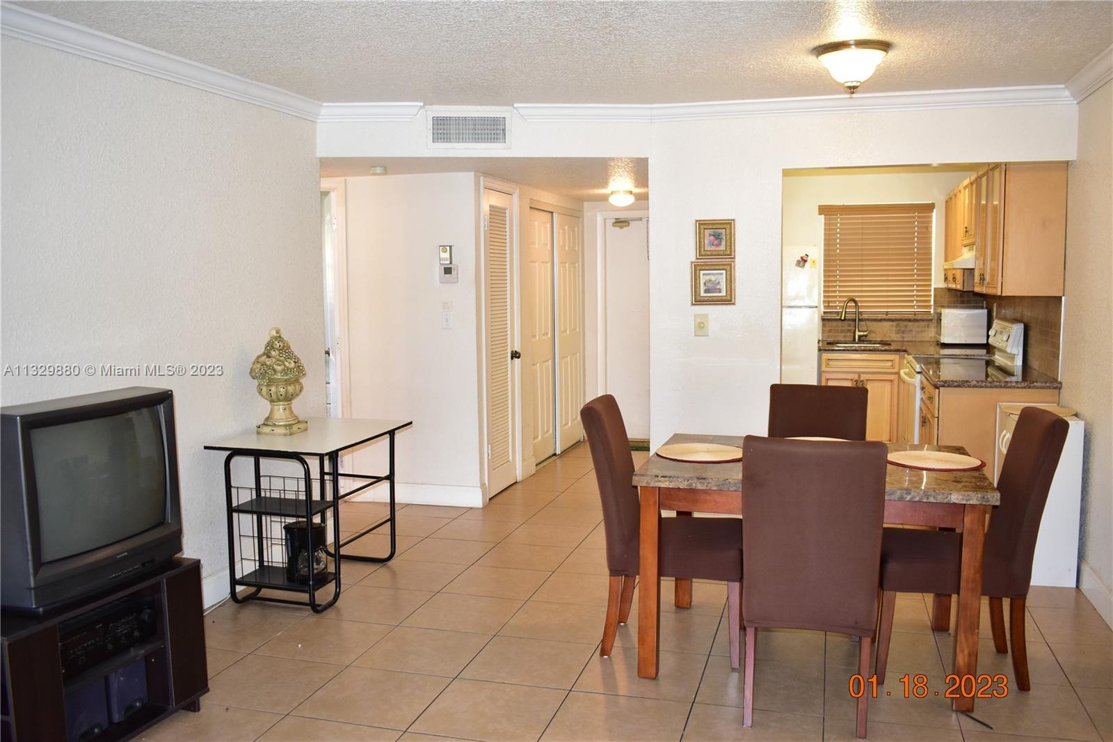 SUNRISE LAKES 45 CONDO - Residential Lease
