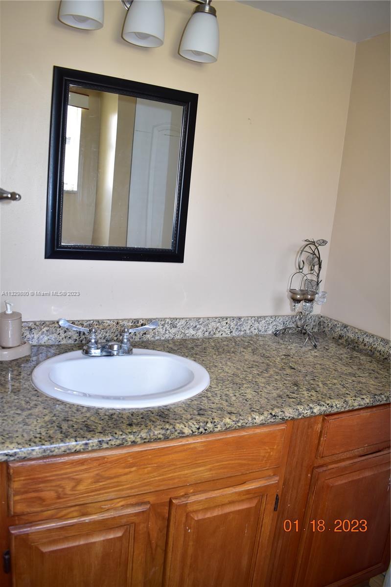 SUNRISE LAKES 45 CONDO - Residential Lease
