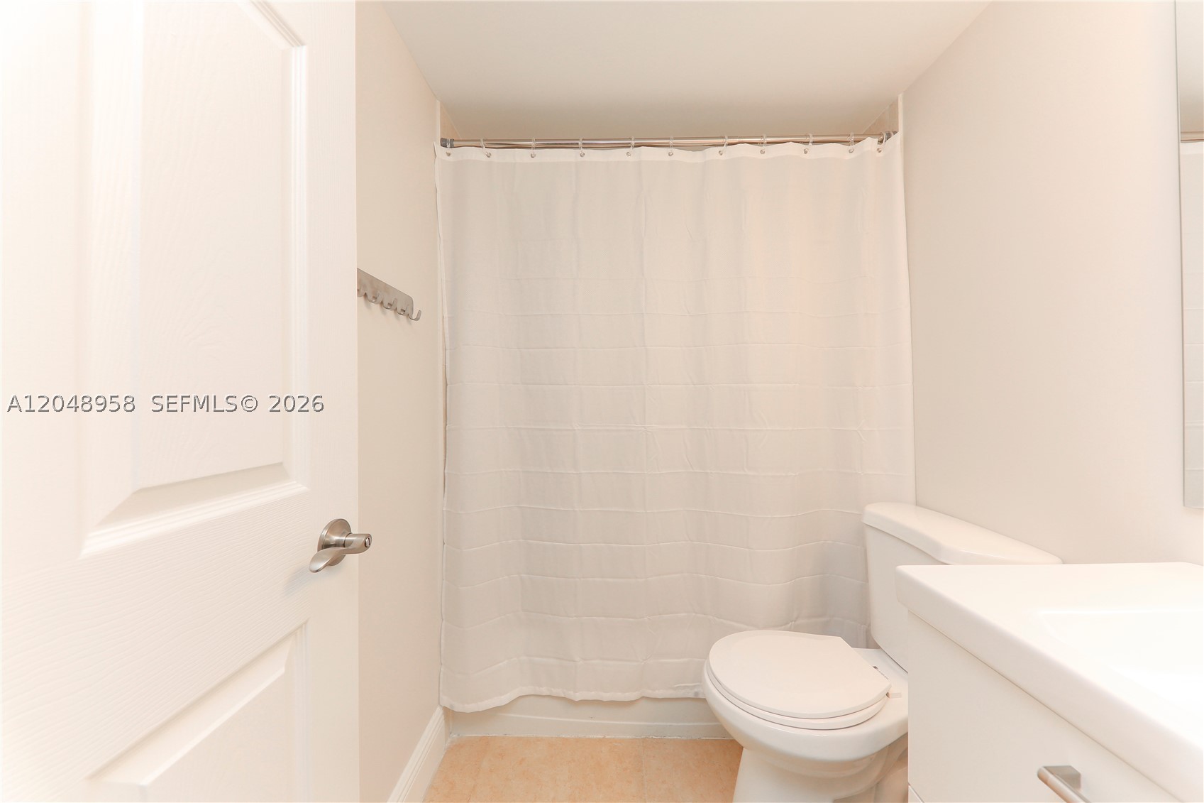 GRAND MARQUIS CONDO - Residential Lease