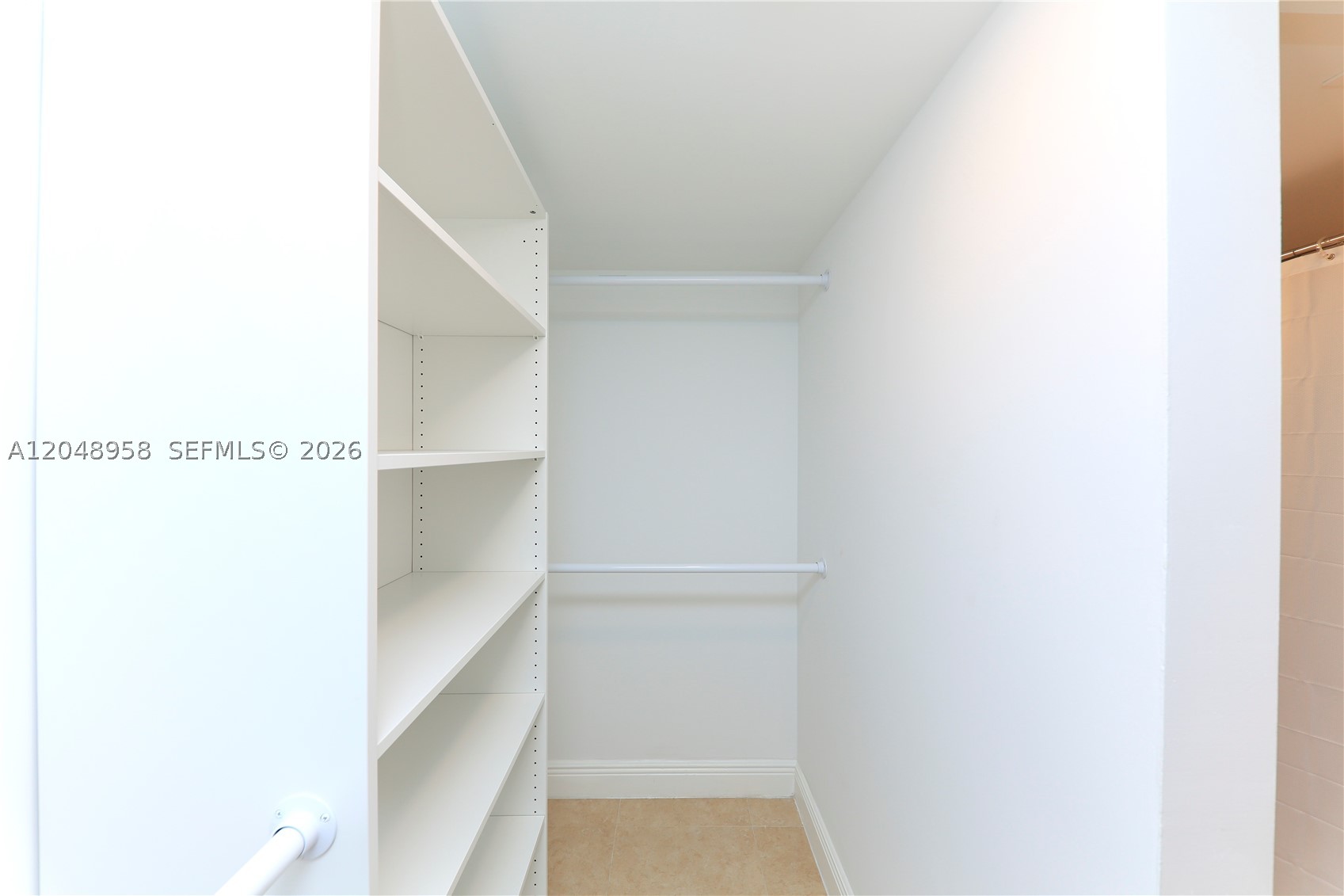 GRAND MARQUIS CONDO - Residential Lease