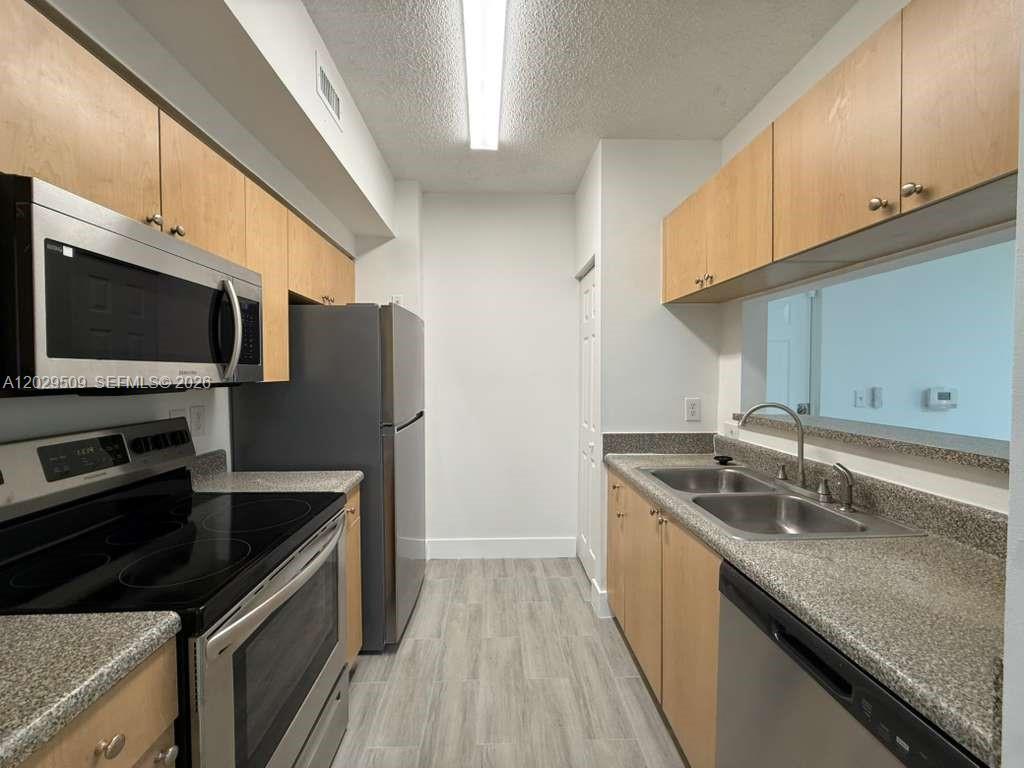 EL-AD RESIDENCES AT MIRAM - Residential Lease