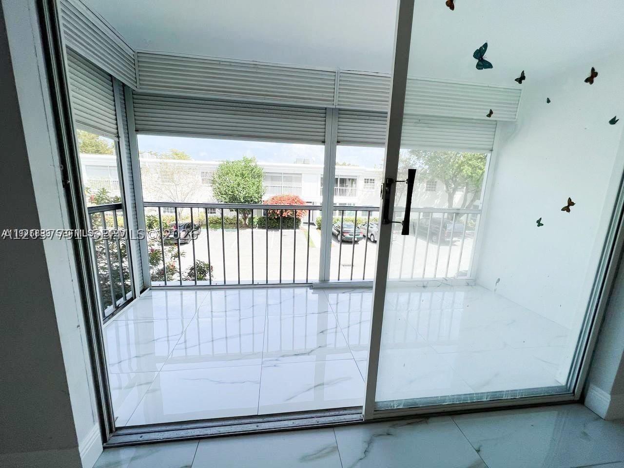 BAY COLONY CLUB CONDO - Residential Lease