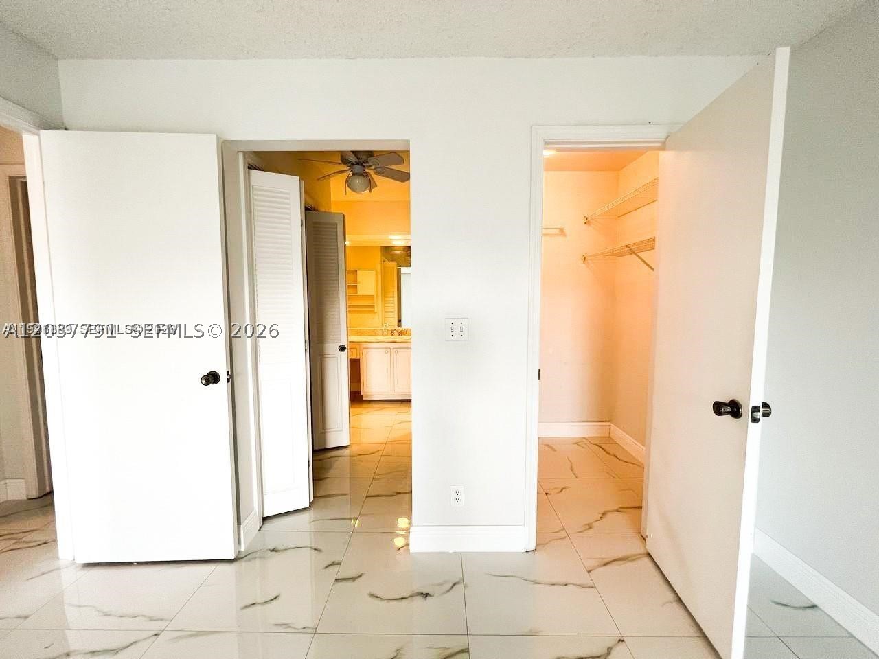 BAY COLONY CLUB CONDO - Residential Lease
