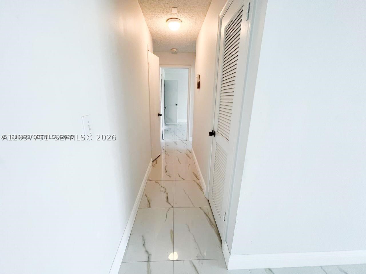 BAY COLONY CLUB CONDO - Residential Lease