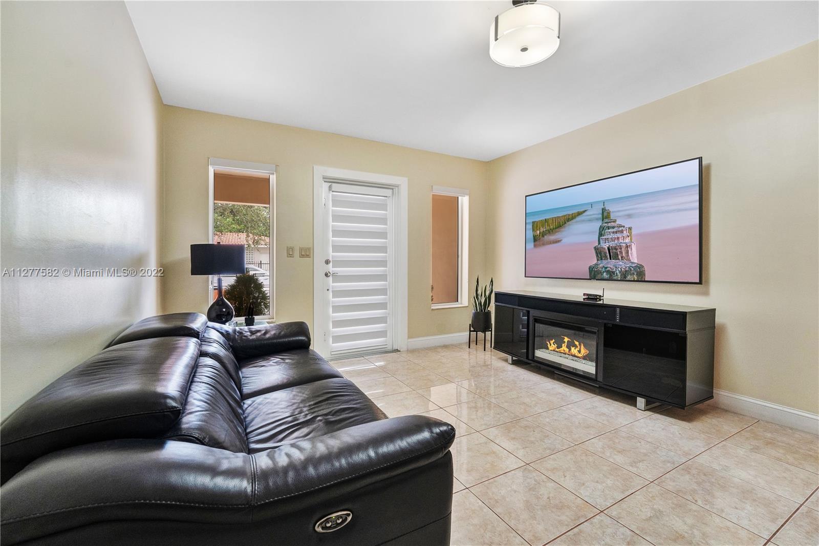 ROYAL HOME PLACE - Residential