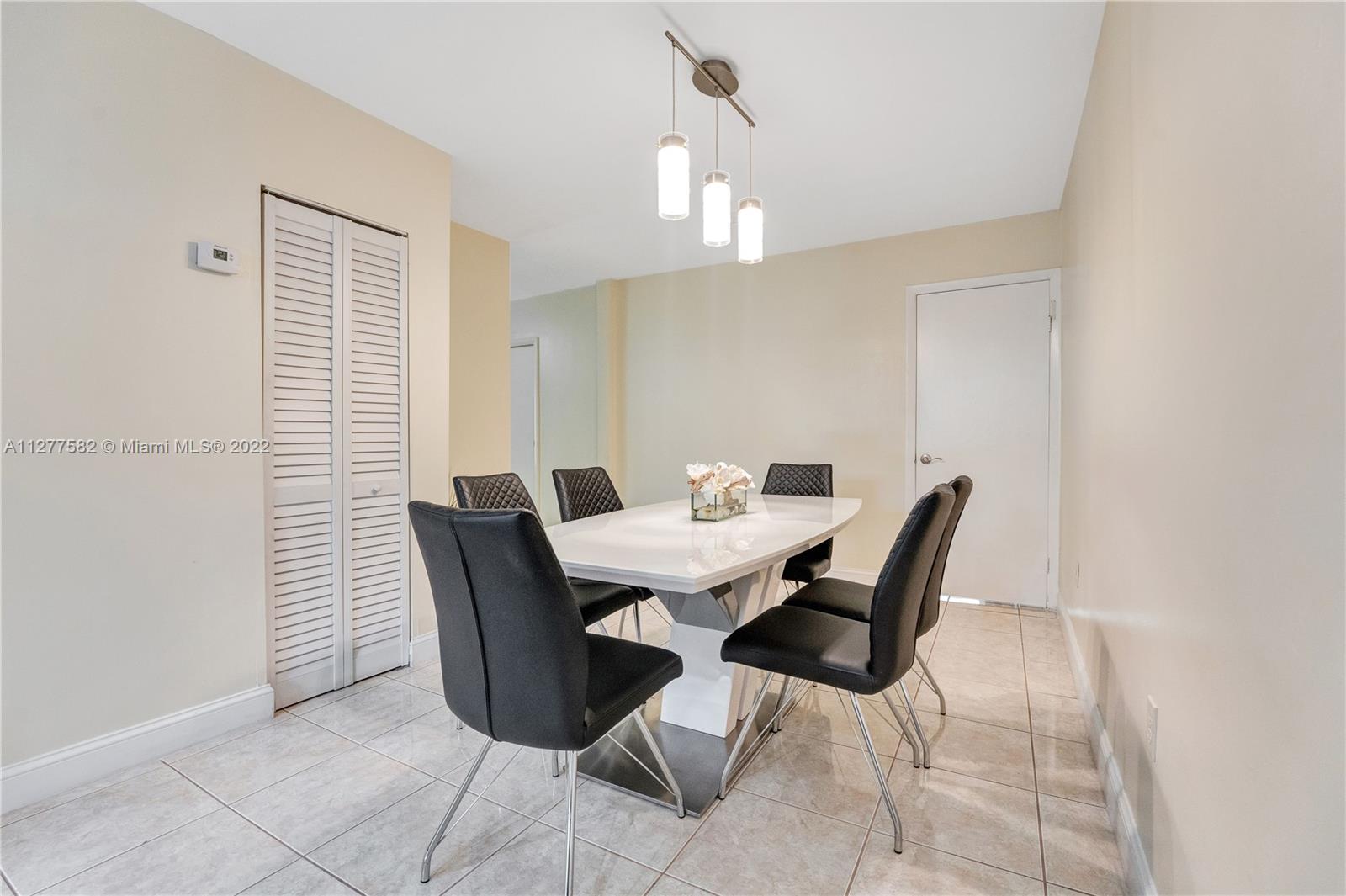 ROYAL HOME PLACE - Residential