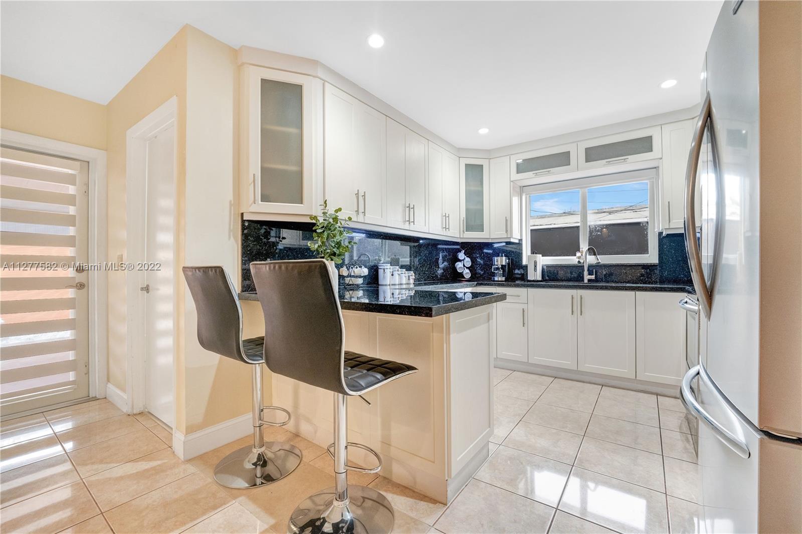ROYAL HOME PLACE - Residential