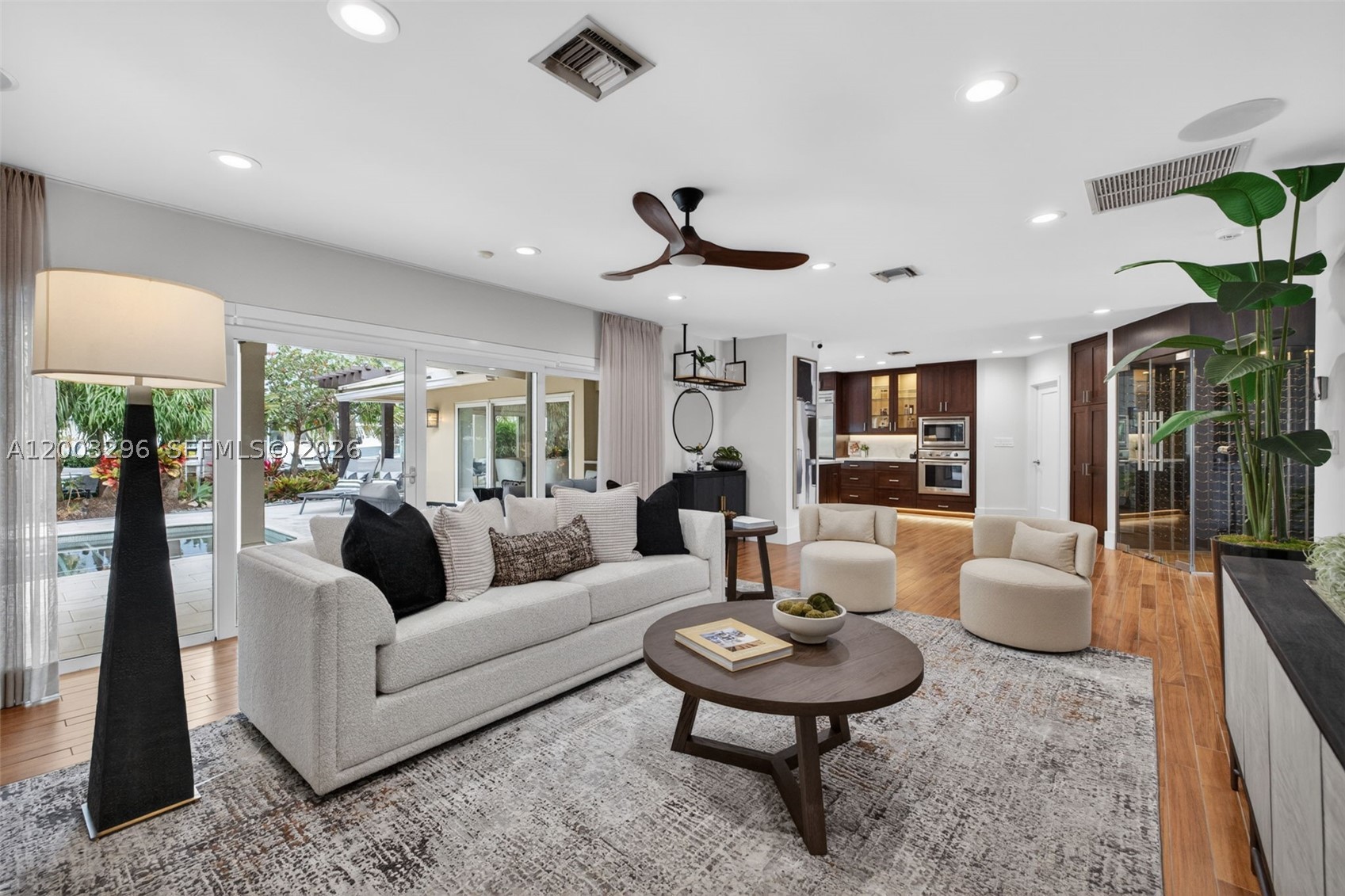 CORAL RIDGE COUNTRY CLUB - Residential