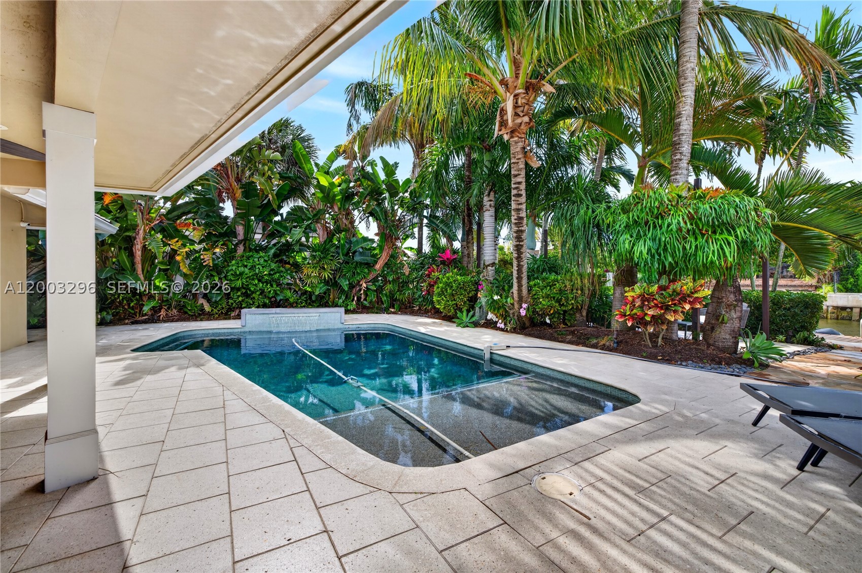 CORAL RIDGE COUNTRY CLUB - Residential